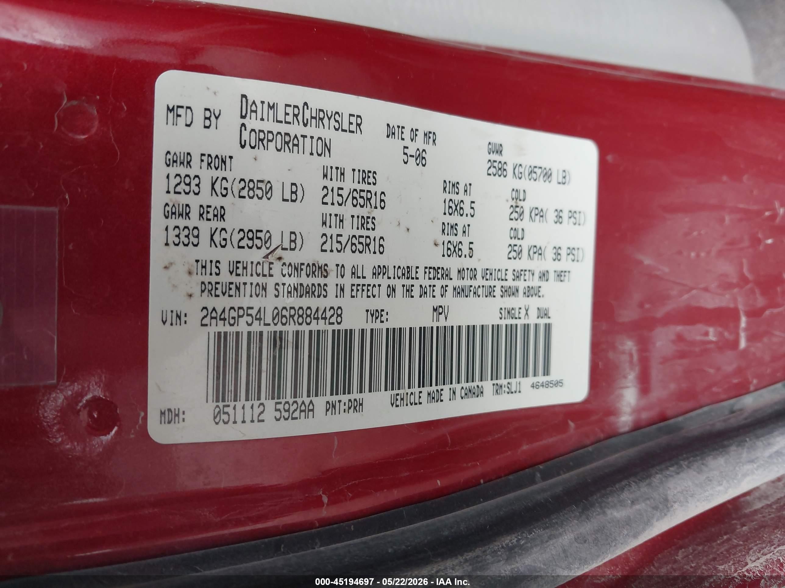 2006 Chrysler Town & Country Touring Red vin: 2A4GP54L06R884428