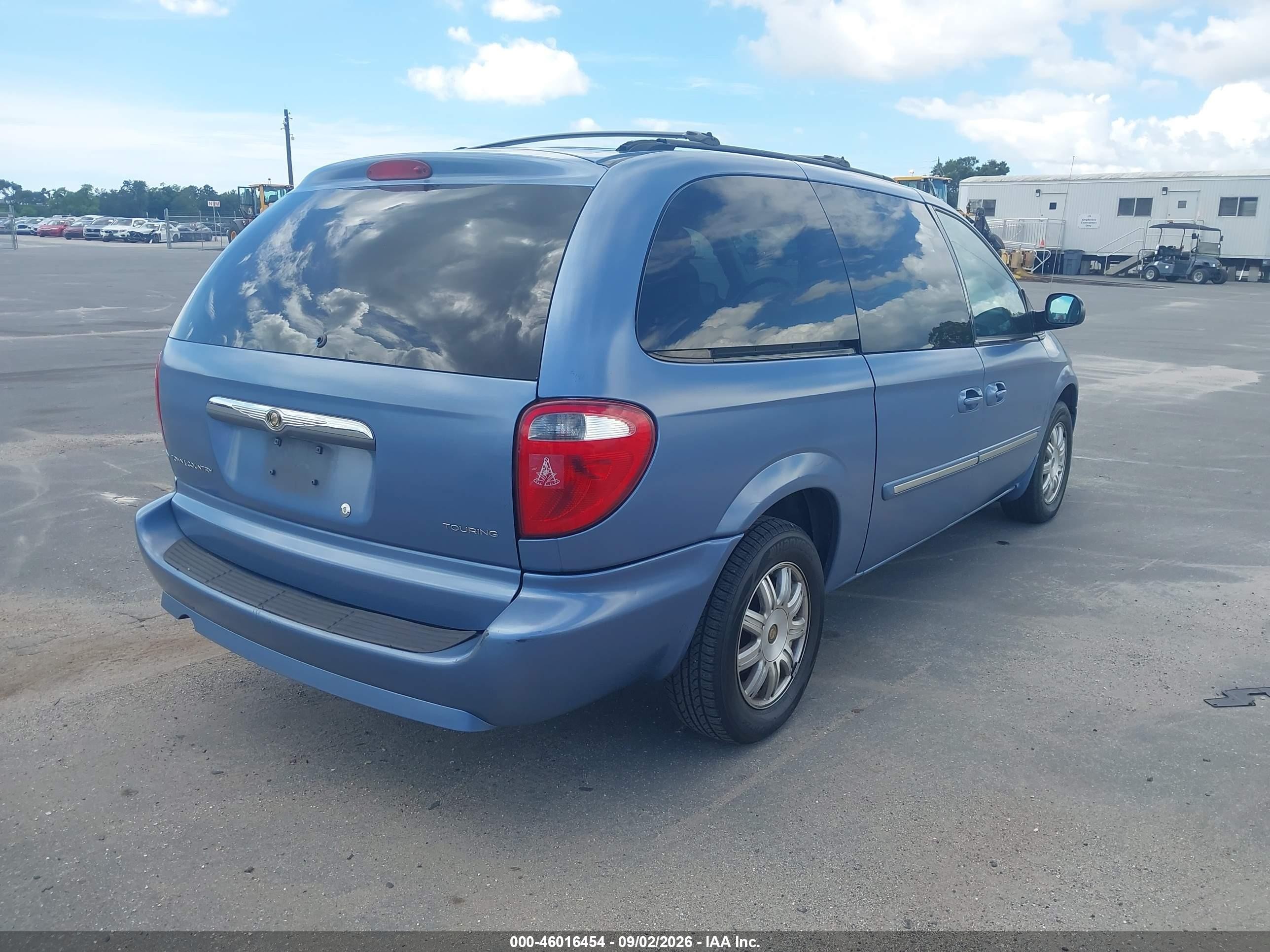 2007 Chrysler Town & Country Touring Blue vin: 2A4GP54L07R136070