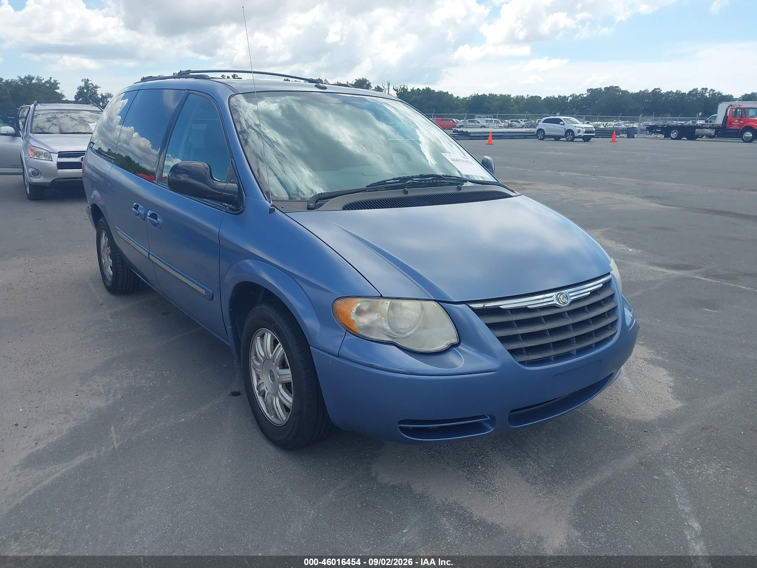 2007 Chrysler Town & Country Touring Blue vin: 2A4GP54L07R136070