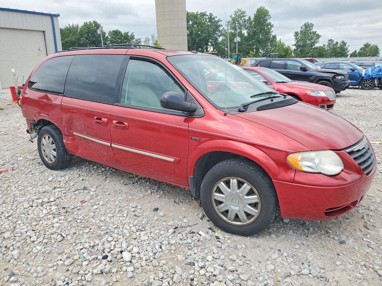 2007 Chrysler Town & Country Touring Красный vin: 2A4GP54L07R279844