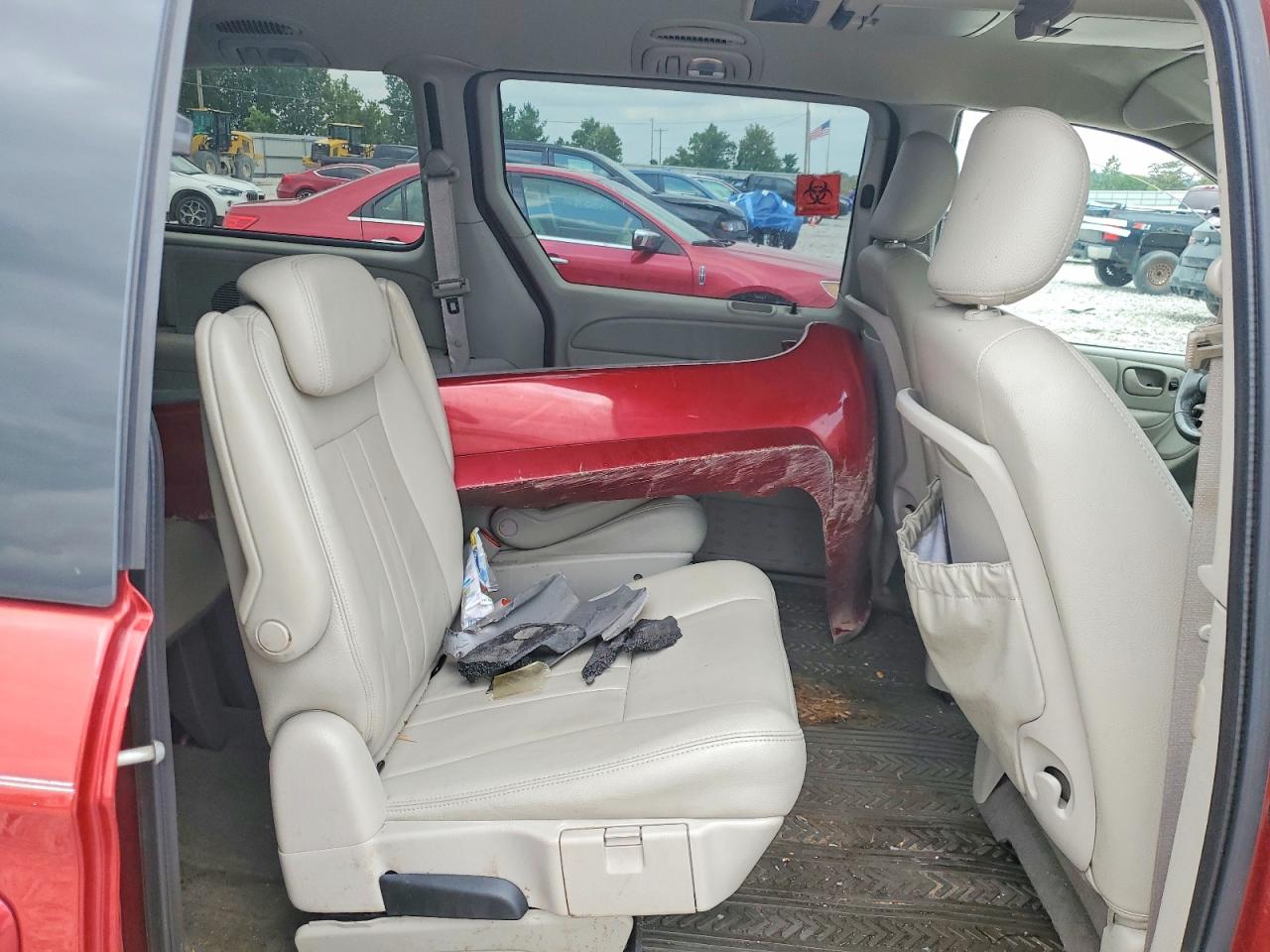 2007 Chrysler Town & Country Touring Красный vin: 2A4GP54L07R279844