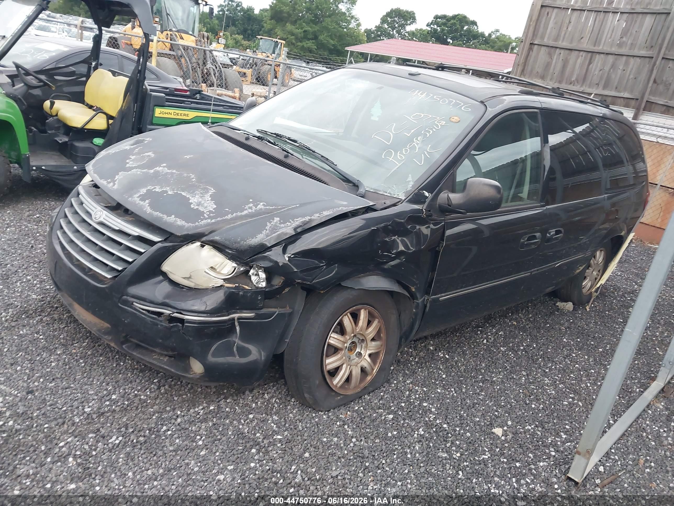 2006 Chrysler Town & Country Touring Black vin: 2A4GP54L16R670967