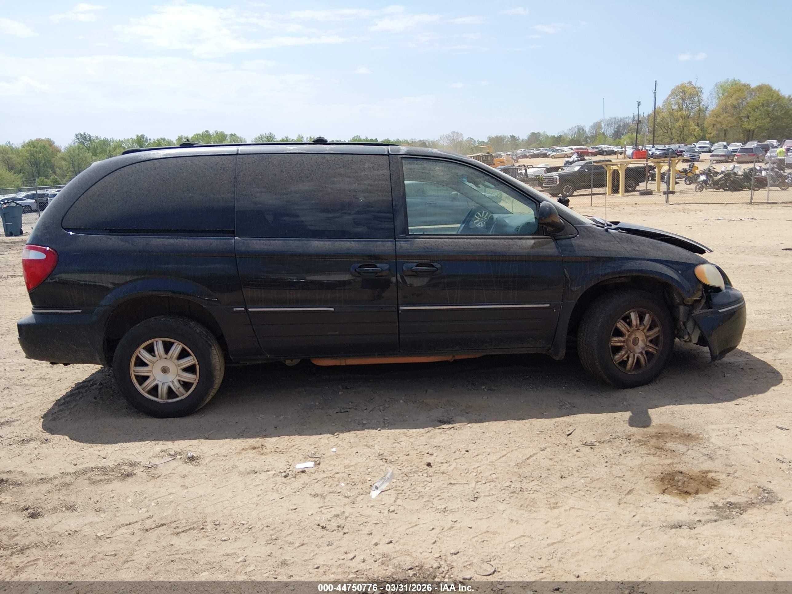 2006 Chrysler Town & Country Touring Black vin: 2A4GP54L16R670967