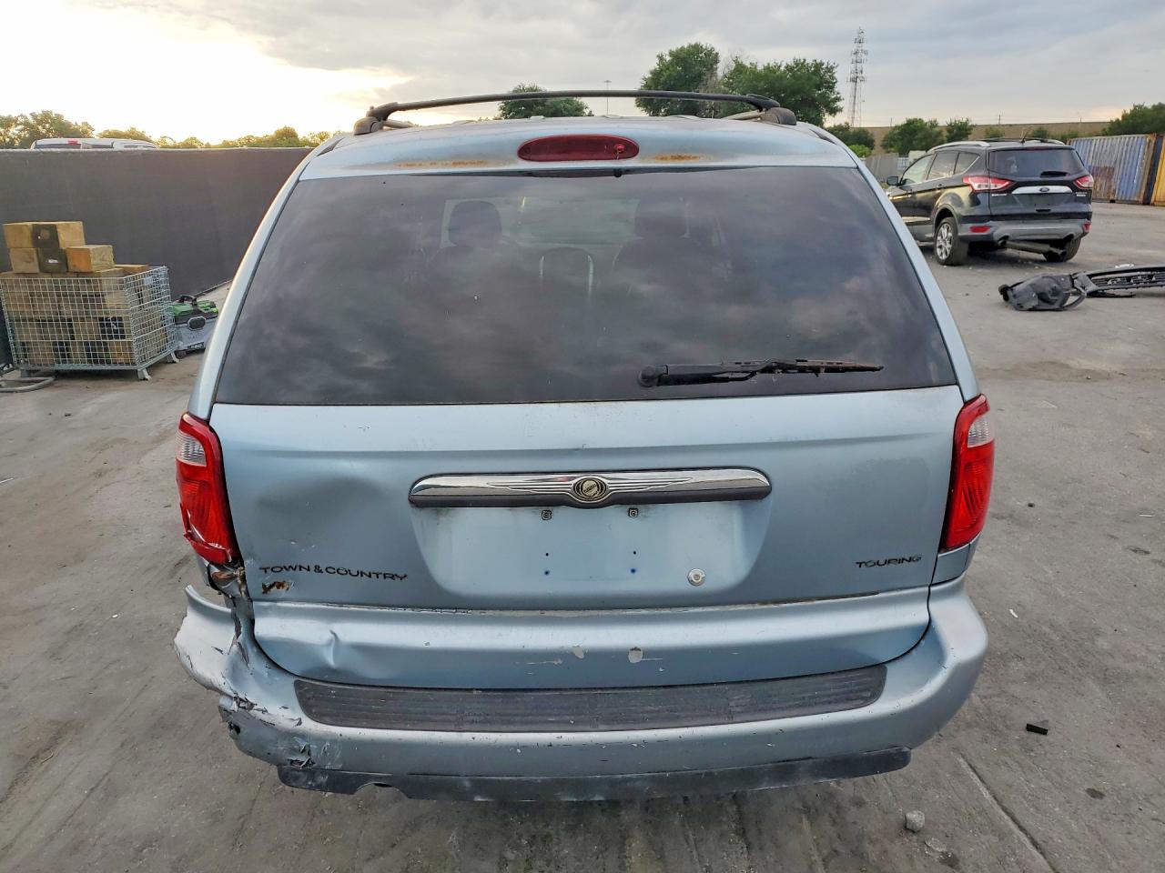 2006 Chrysler Town & Country Touring Blue vin: 2A4GP54L16R728835
