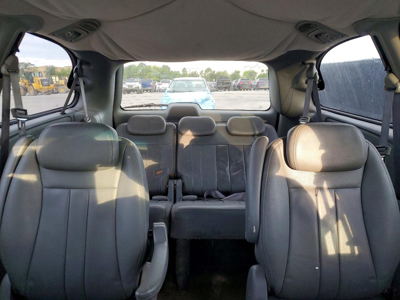 2006 Chrysler Town & Country Touring Blue vin: 2A4GP54L16R728835