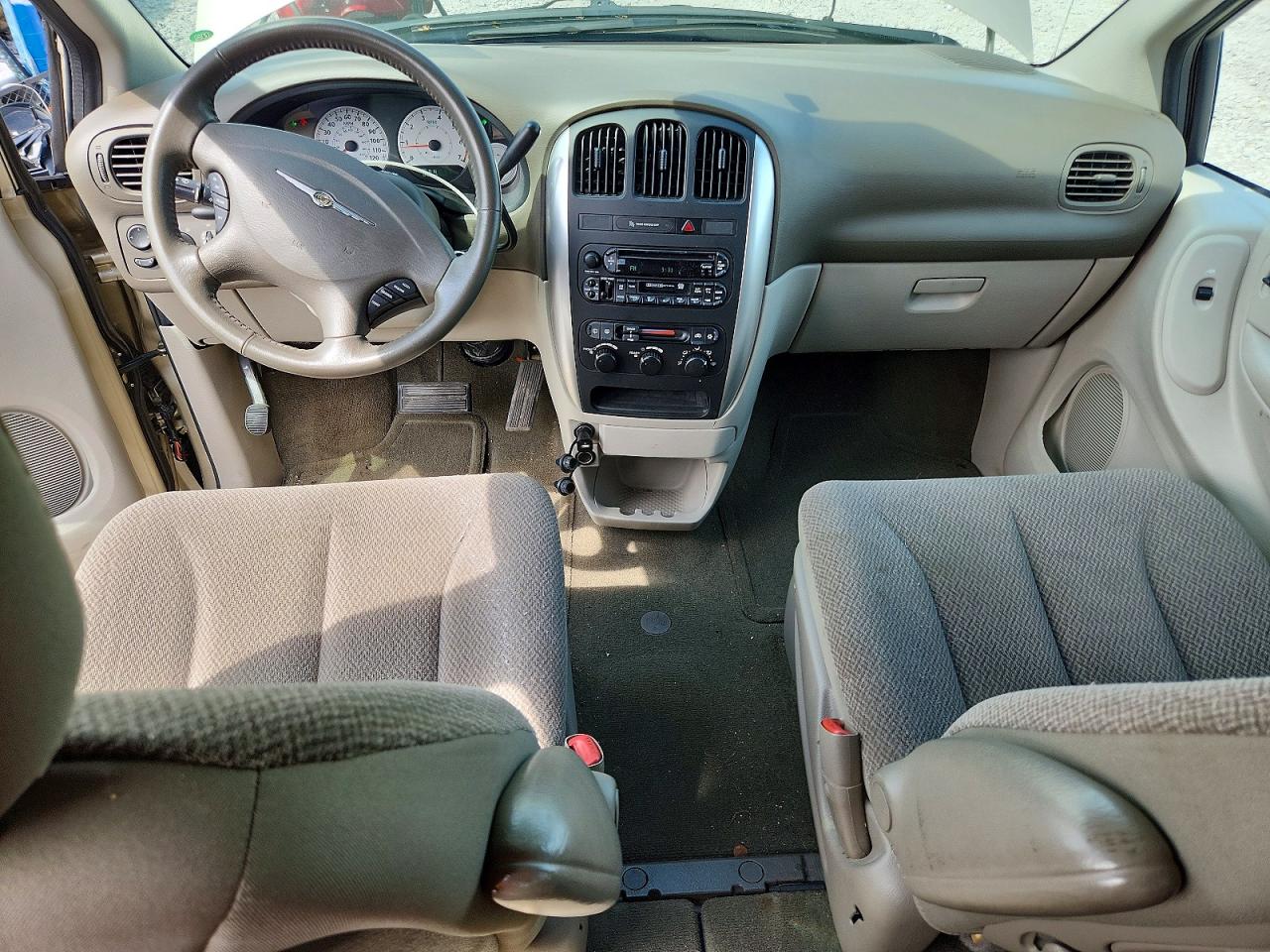 2006 Chrysler Town & Country Touring Gold vin: 2A4GP54L16R923270