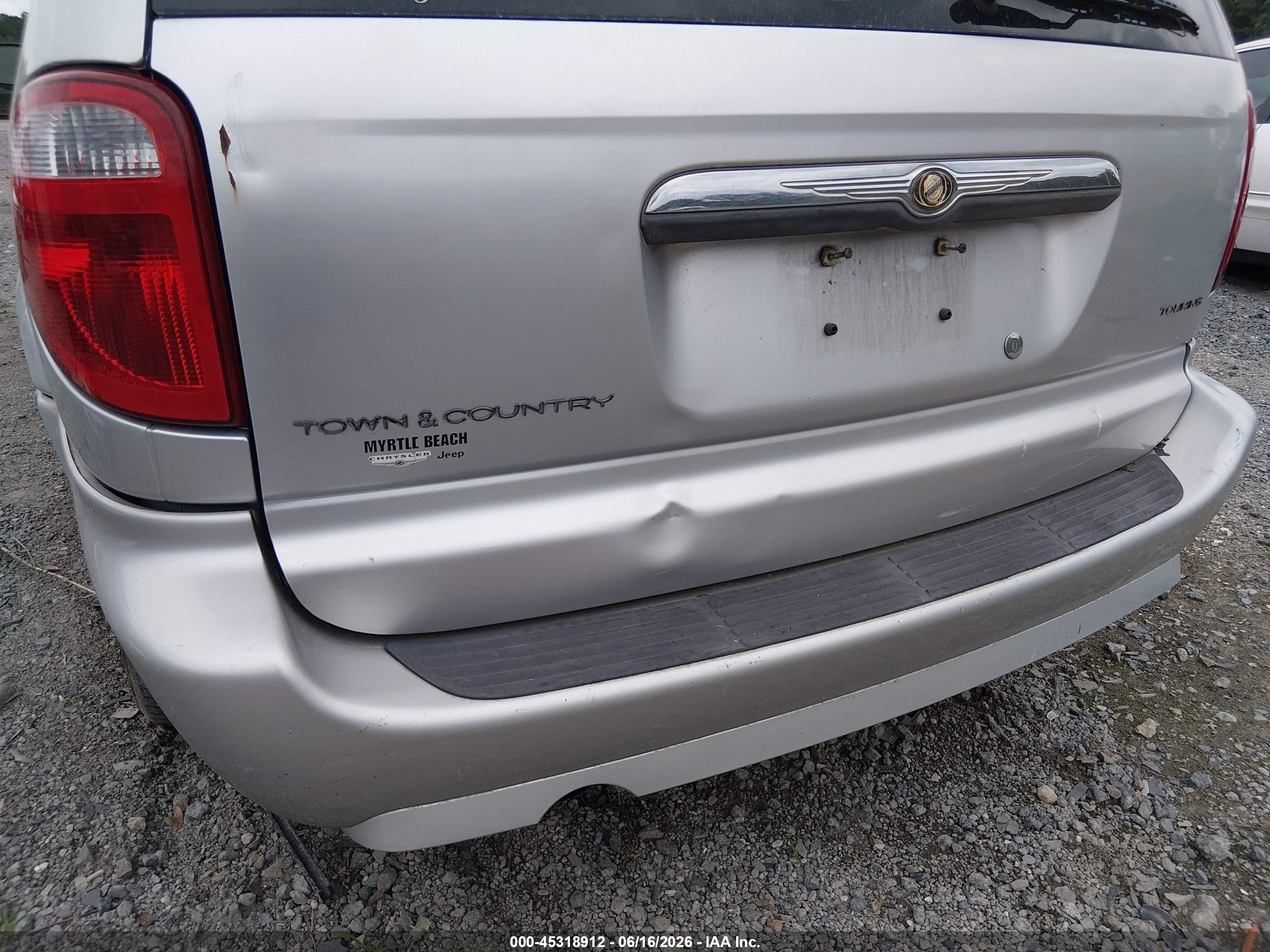 2007 Chrysler Town & Country Touring Silver vin: 2A4GP54L17R230765