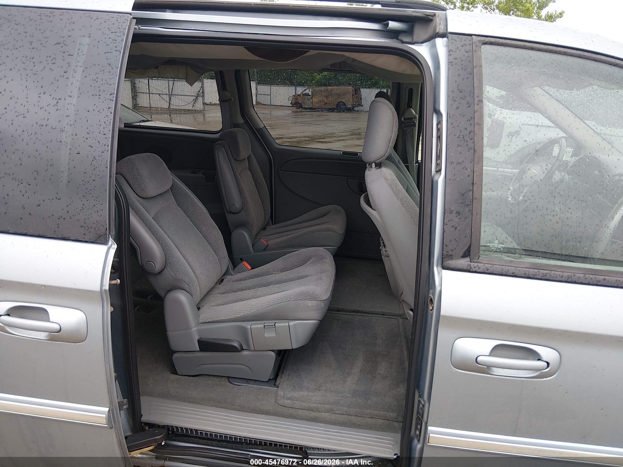 2006 Chrysler Town & Country Touring Blue vin: 2A4GP54L26R757504