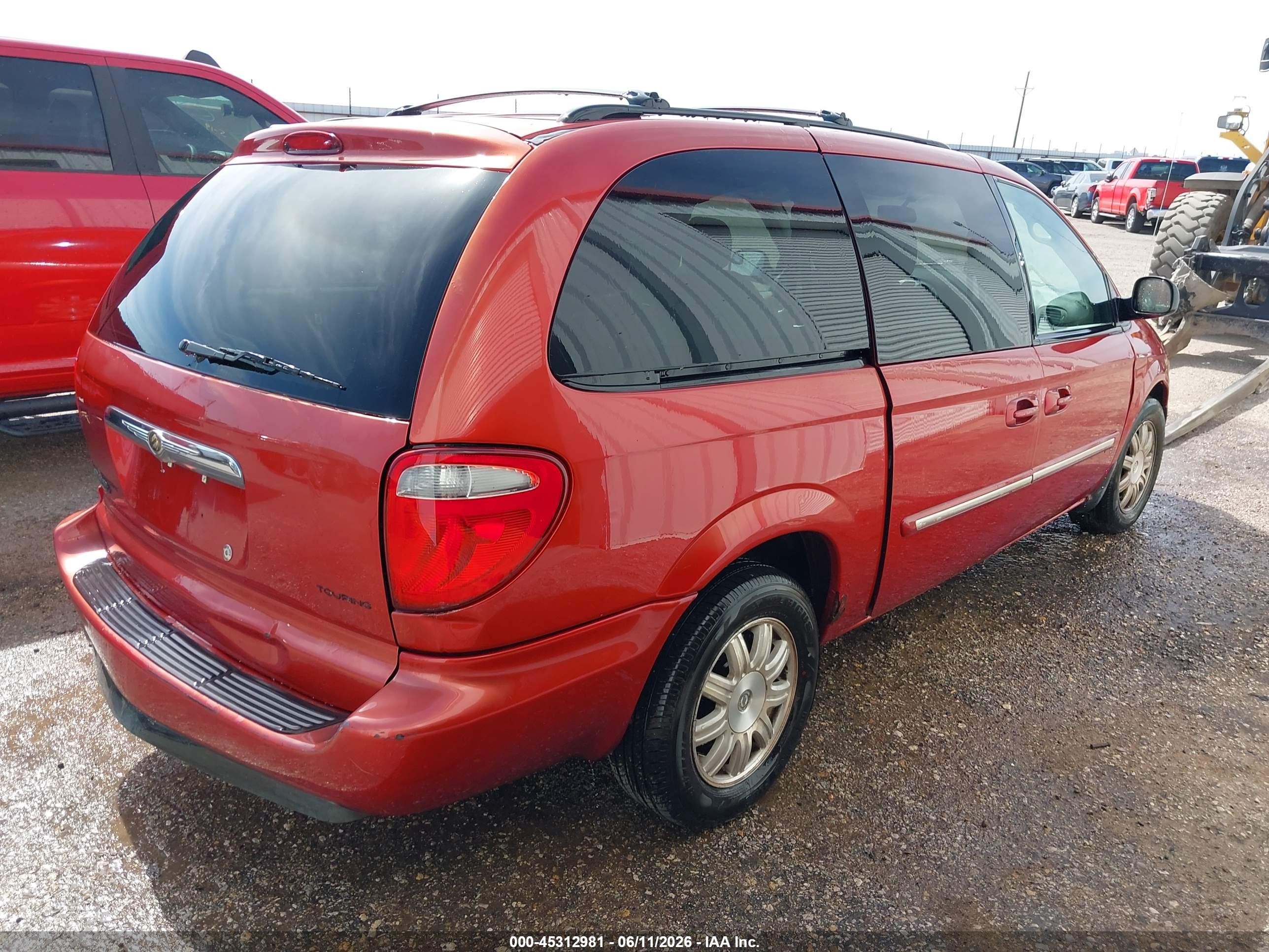 2006 Chrysler Town & Country Touring Красный vin: 2A4GP54L36R889901