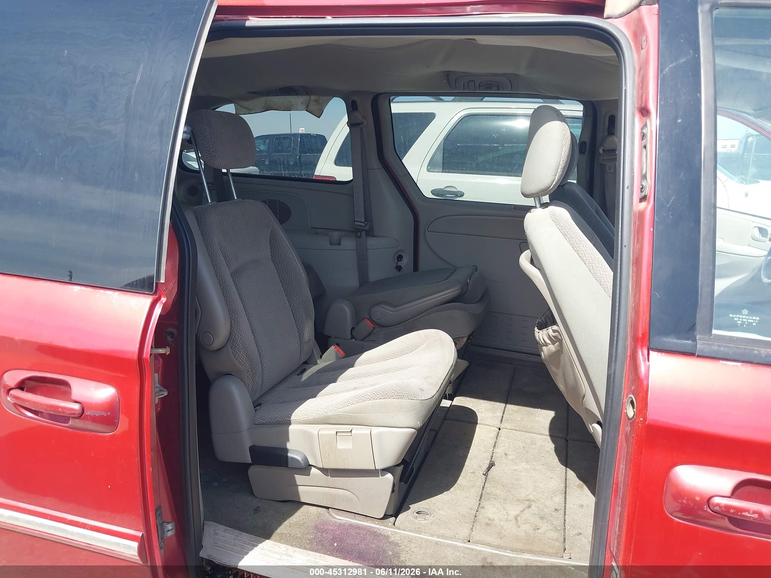 2006 Chrysler Town & Country Touring Красный vin: 2A4GP54L36R889901