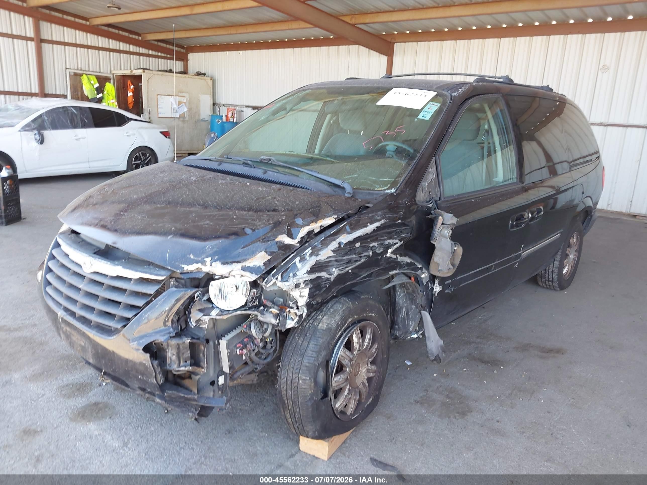 2006 Chrysler Town & Country Touring Black vin: 2A4GP54L46R655735
