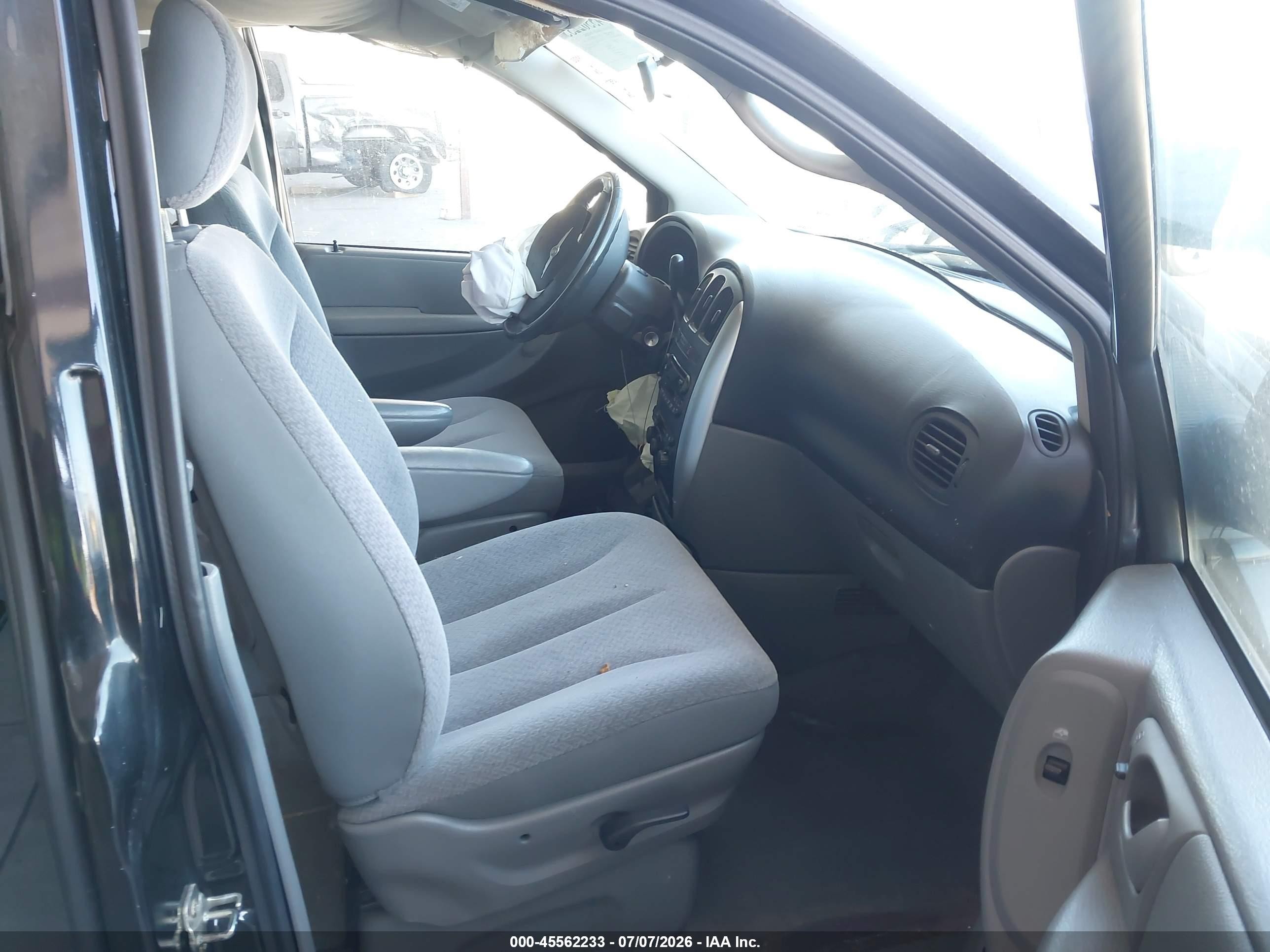 2006 Chrysler Town & Country Touring Black vin: 2A4GP54L46R655735