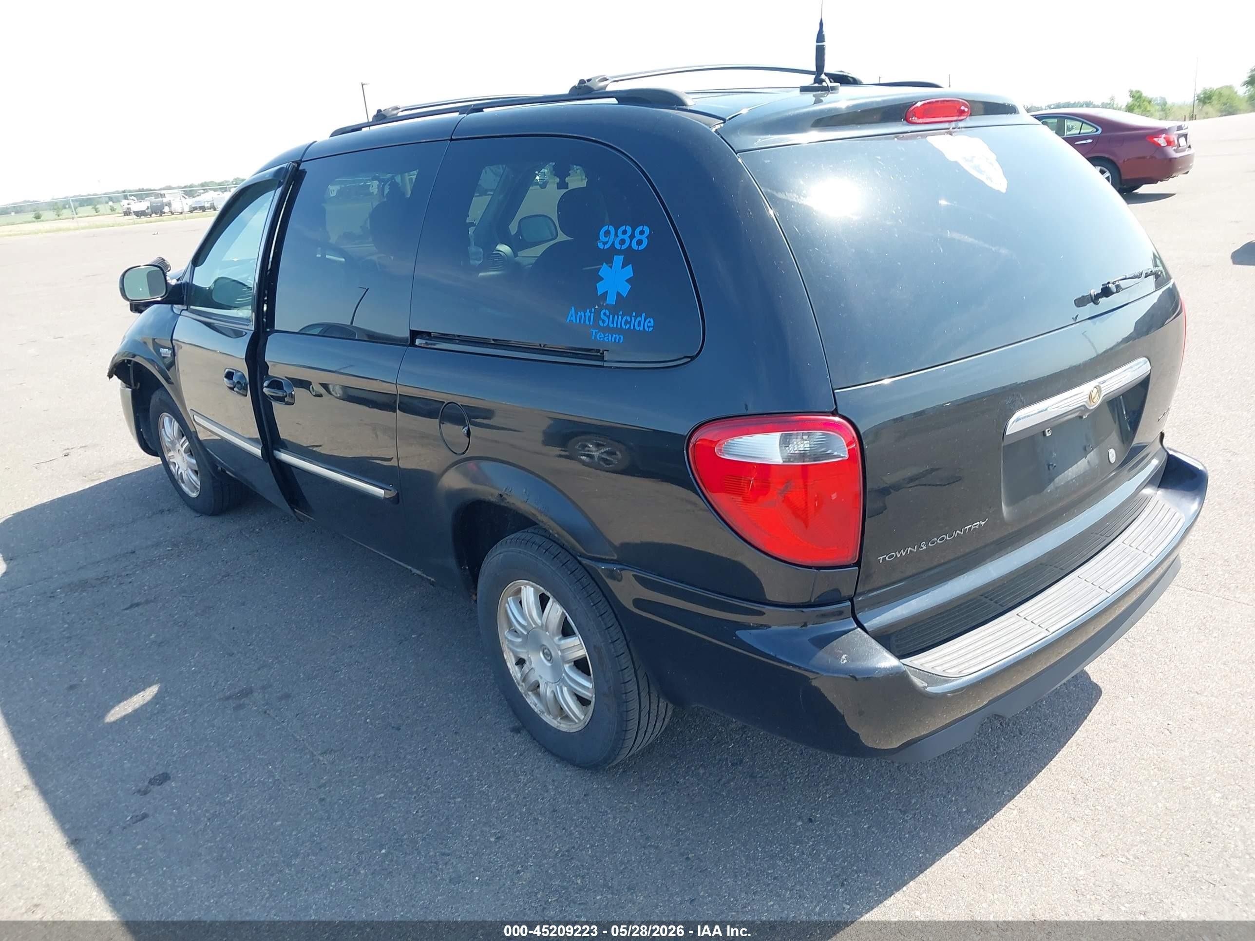 2006 Chrysler Town & Country Touring Black vin: 2A4GP54L46R874226
