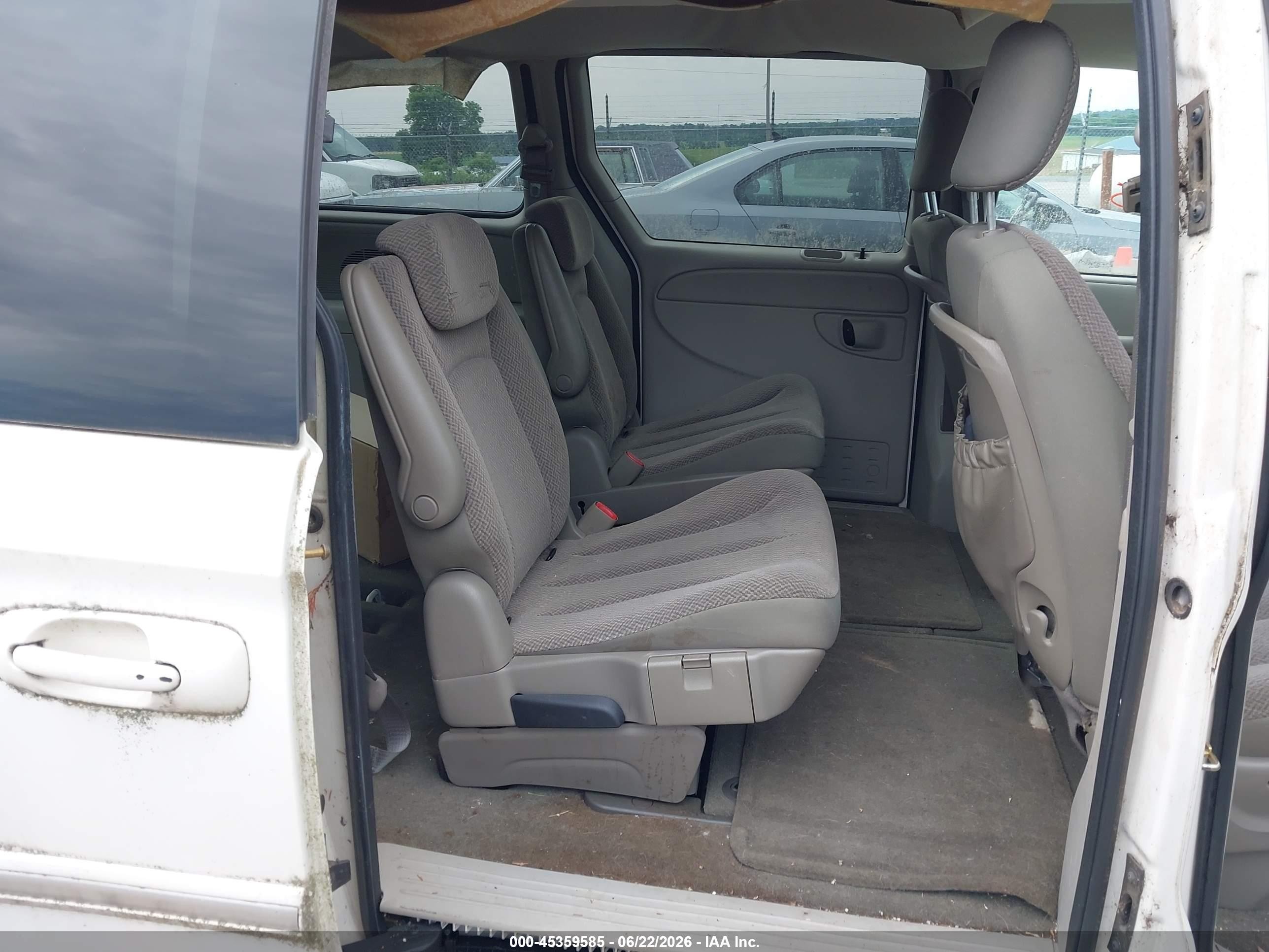 2006 Chrysler Town & Country Touring Белый vin: 2A4GP54L46R923165