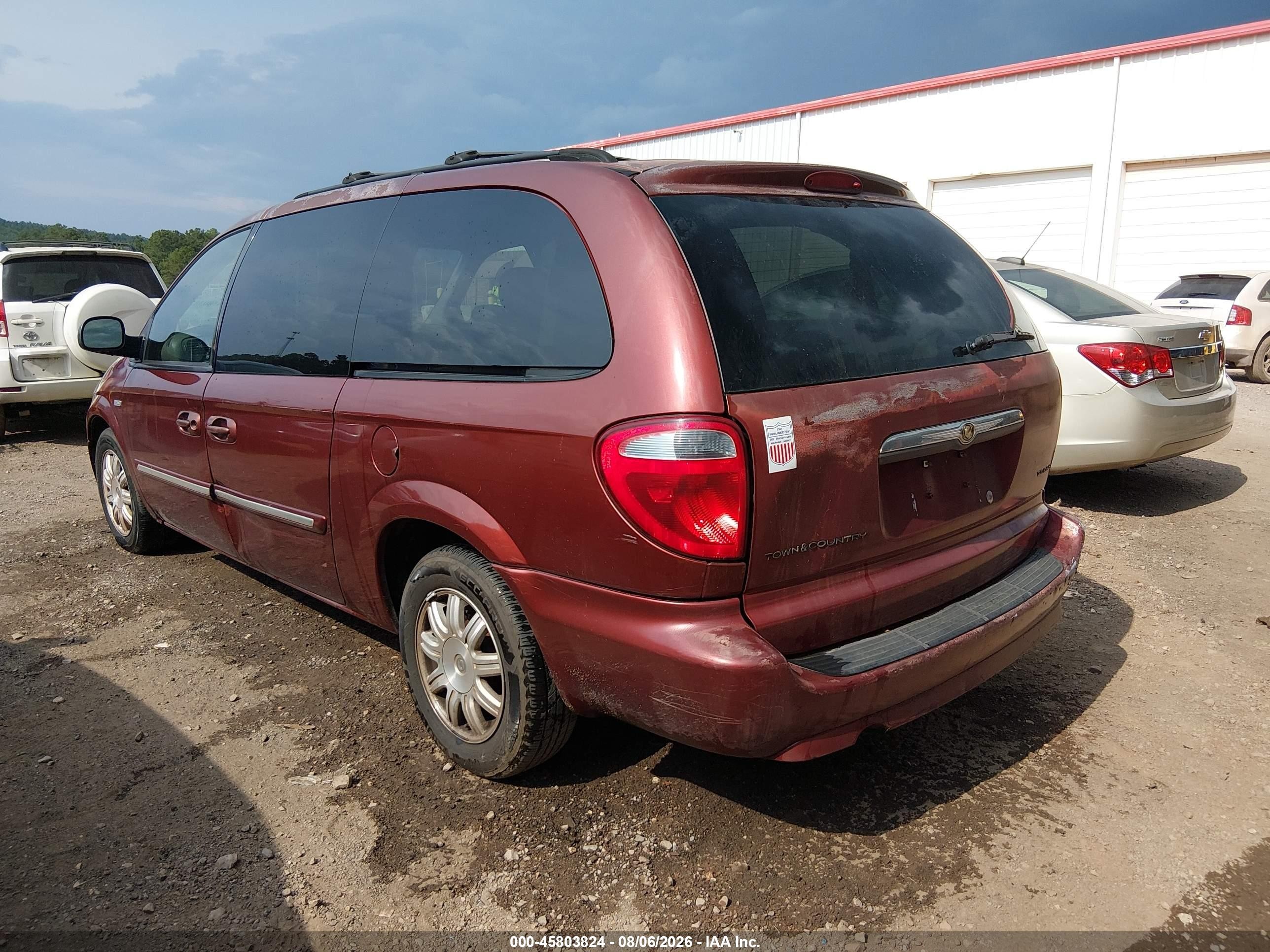 2007 Chrysler Town & Country Touring Maroon vin: 2A4GP54L47R151865