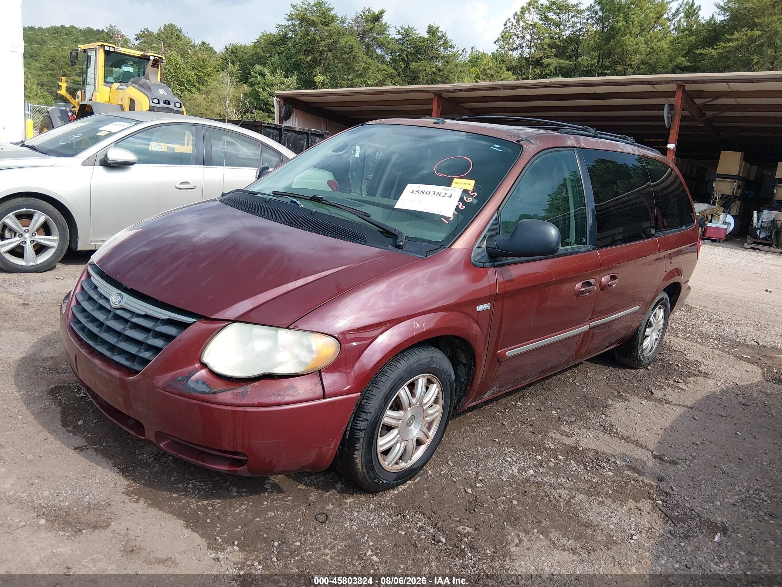 2007 Chrysler Town & Country Touring Maroon vin: 2A4GP54L47R151865