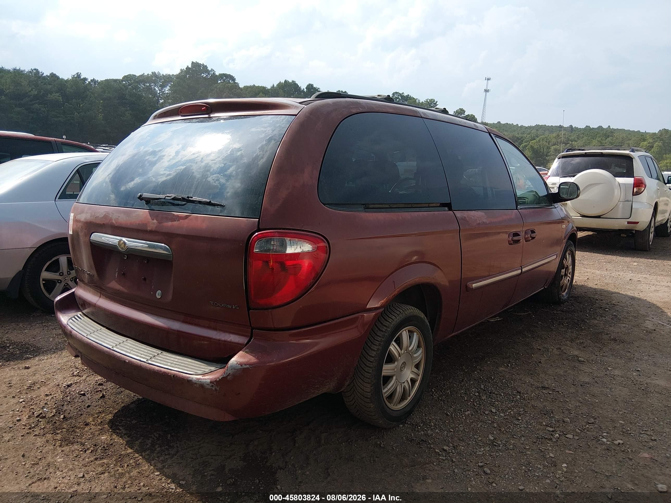 2007 Chrysler Town & Country Touring Maroon vin: 2A4GP54L47R151865