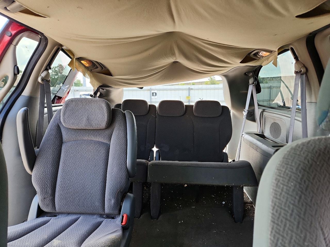 2007 Chrysler Town & Country Touring Burgundy vin: 2A4GP54L47R205925