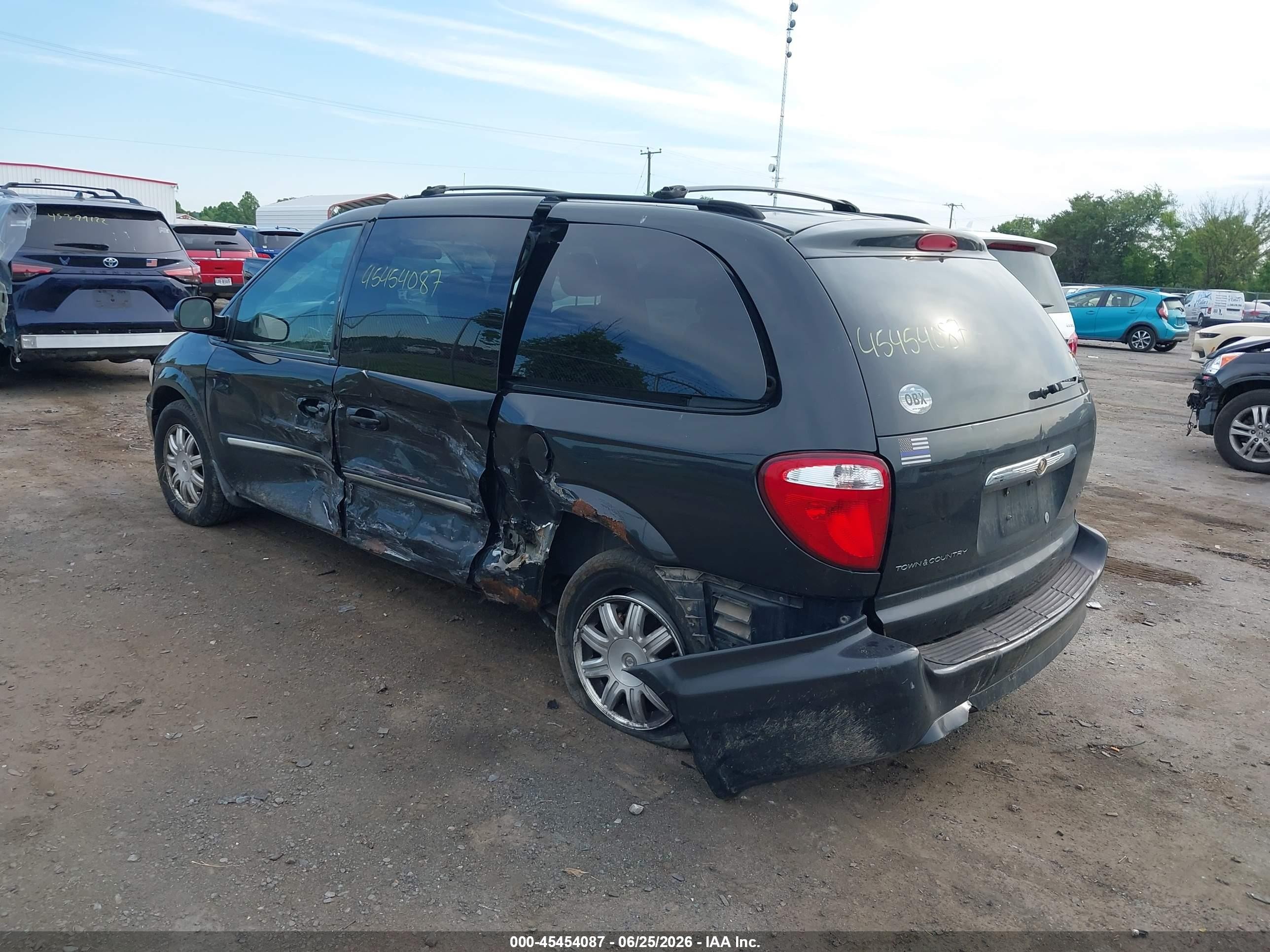 2007 Chrysler Town & Country Touring Black vin: 2A4GP54L47R242554