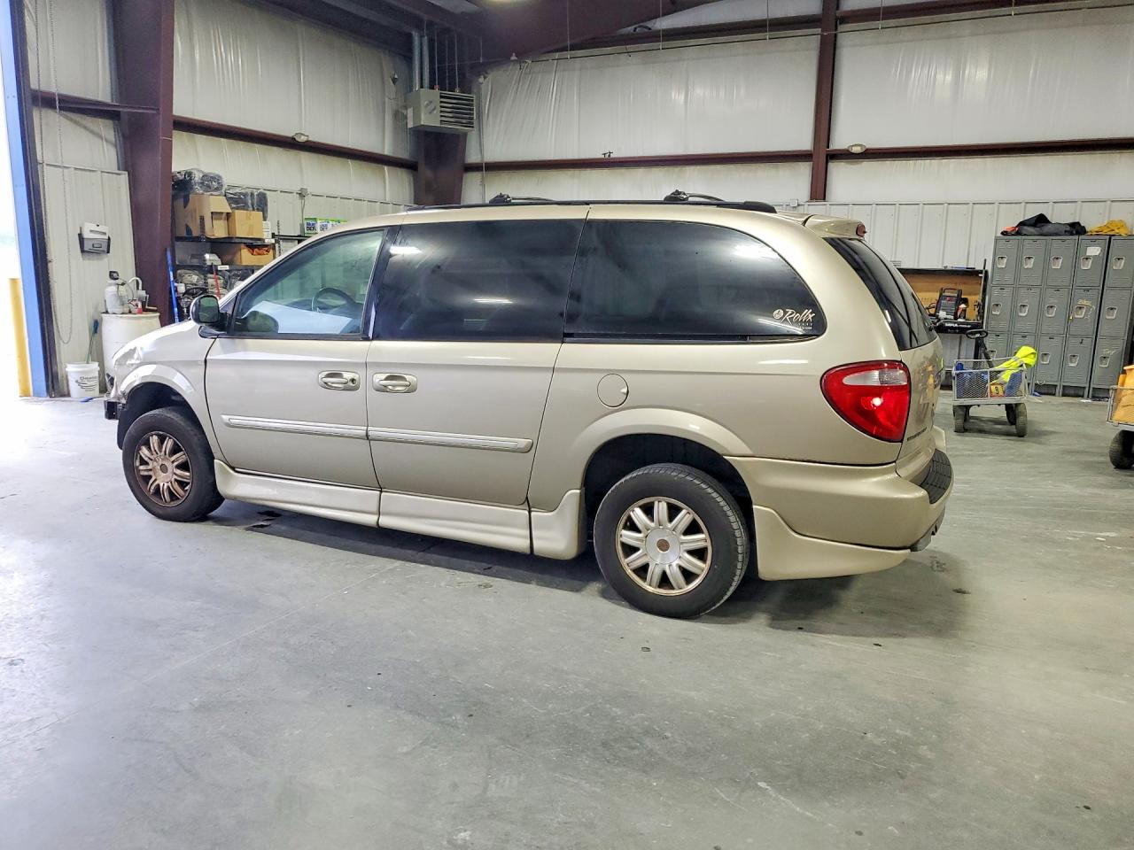 2006 Chrysler Town & Country Touring Beige vin: 2A4GP54L56R715862