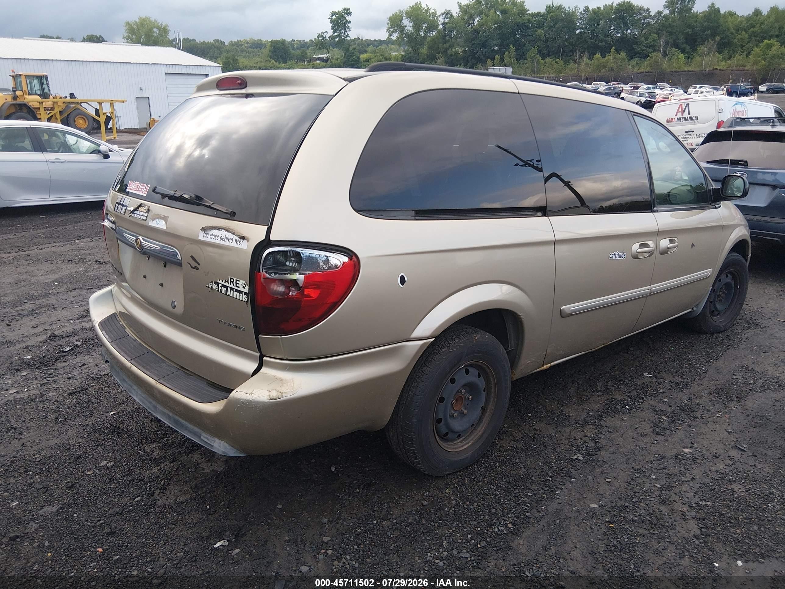 2006 Chrysler Town & Country Touring Gold vin: 2A4GP54L56R886935