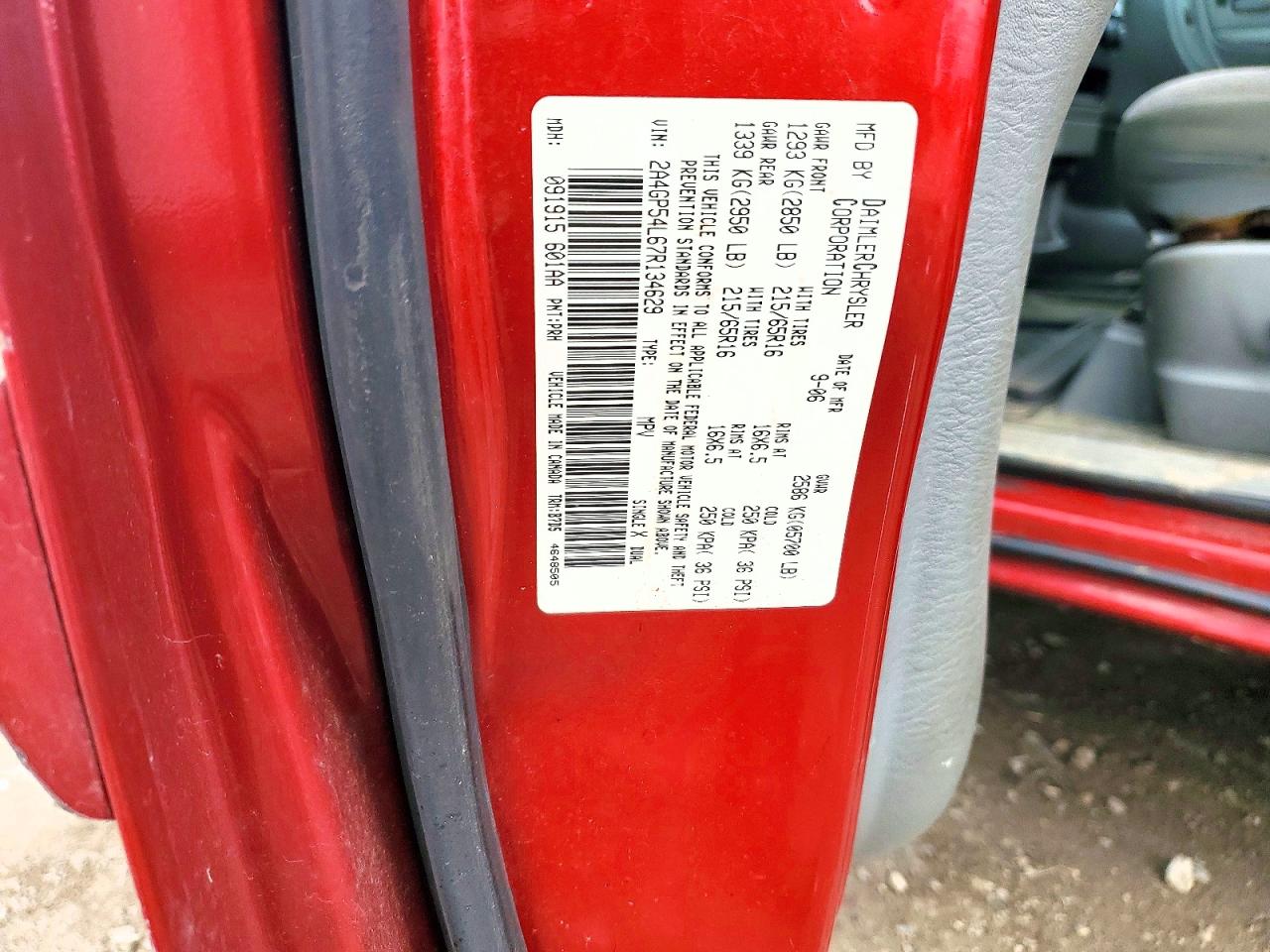 2007 Chrysler Town & Country Touring Red vin: 2A4GP54L67R134629