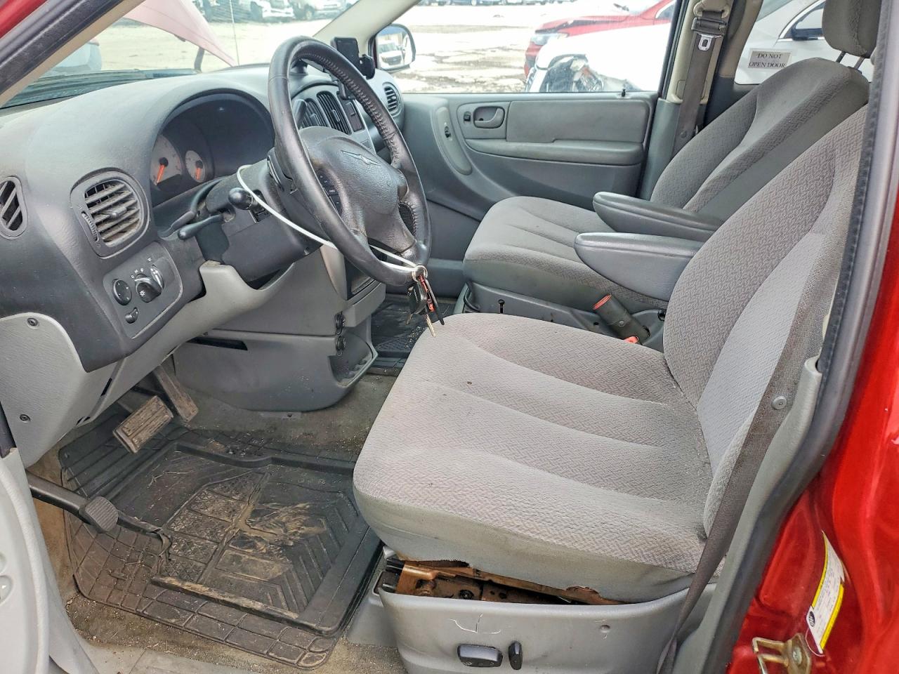 2007 Chrysler Town & Country Touring Red vin: 2A4GP54L67R134629