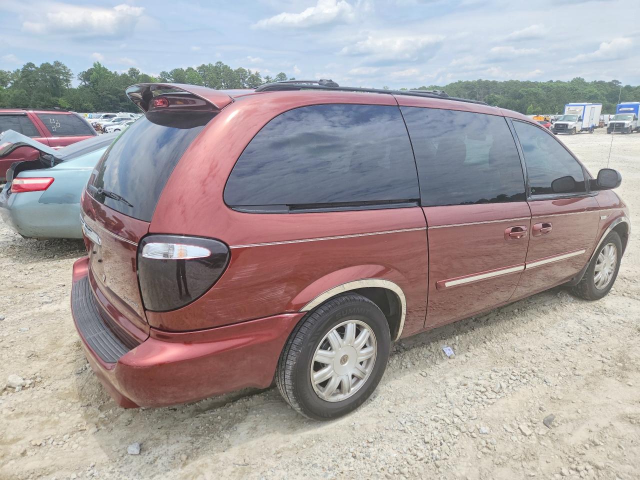 2007 Chrysler Town & Country Touring Maroon vin: 2A4GP54L67R151317