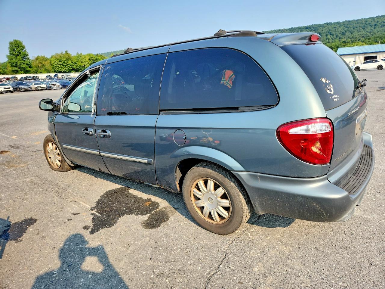 2006 Chrysler Town & Country Touring Gray vin: 2A4GP54L76R647550