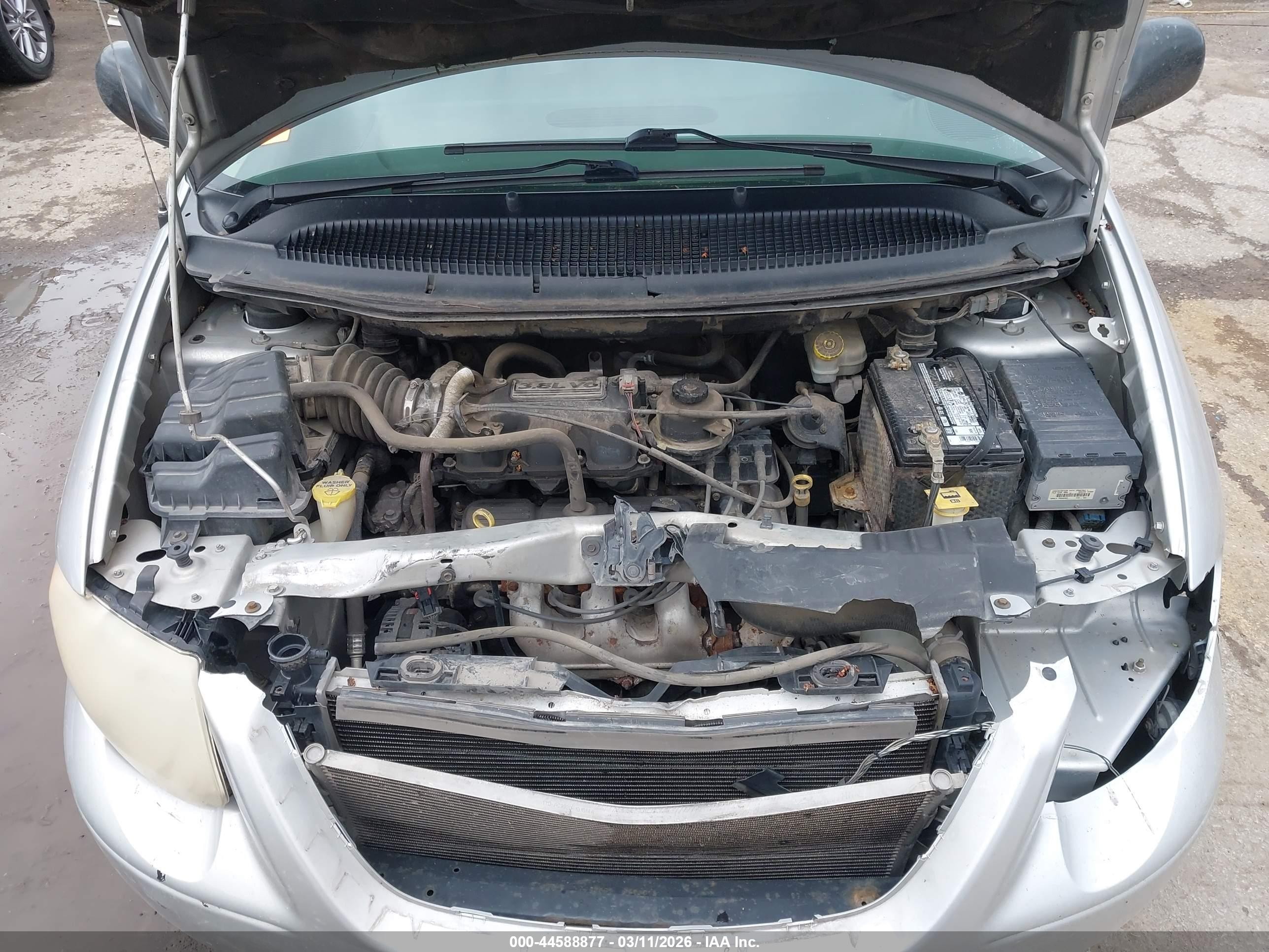 2007 Chrysler Town & Country Touring Silver vin: 2A4GP54L77R137264
