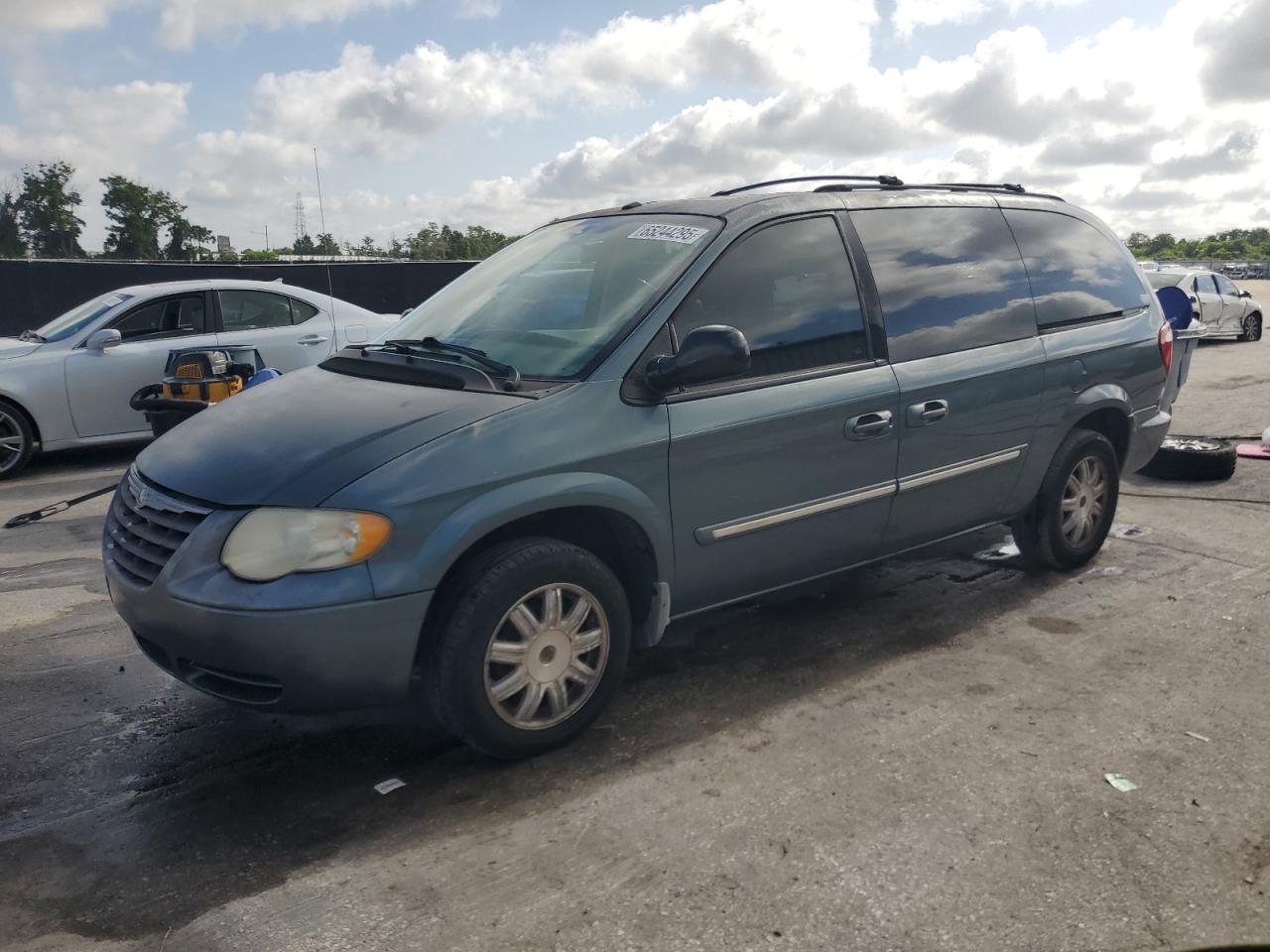 2007 Chrysler Town & Country Touring Green vin: 2A4GP54L77R184715