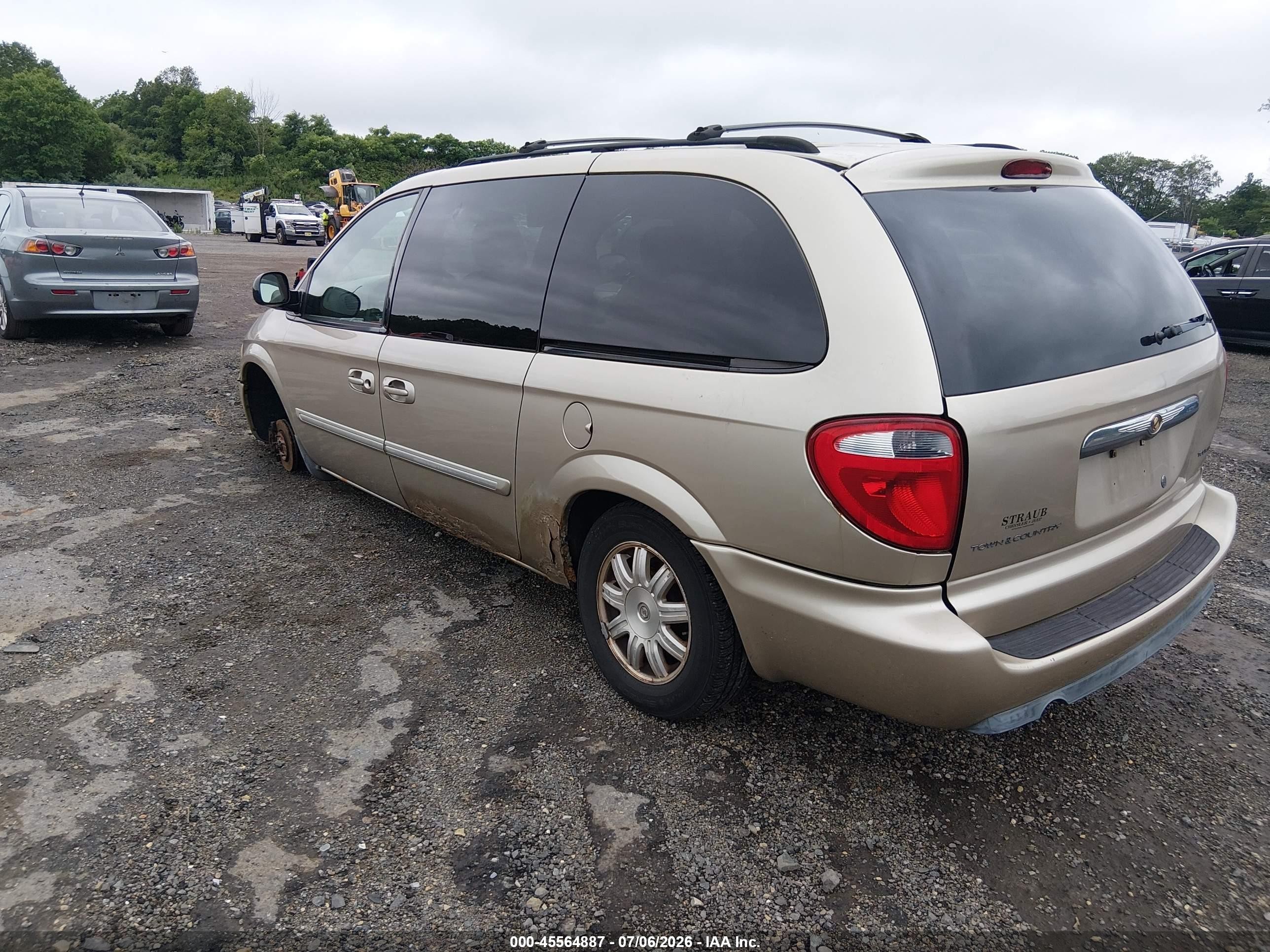 2006 Chrysler Town & Country Touring Бежевый vin: 2A4GP54L86R866758