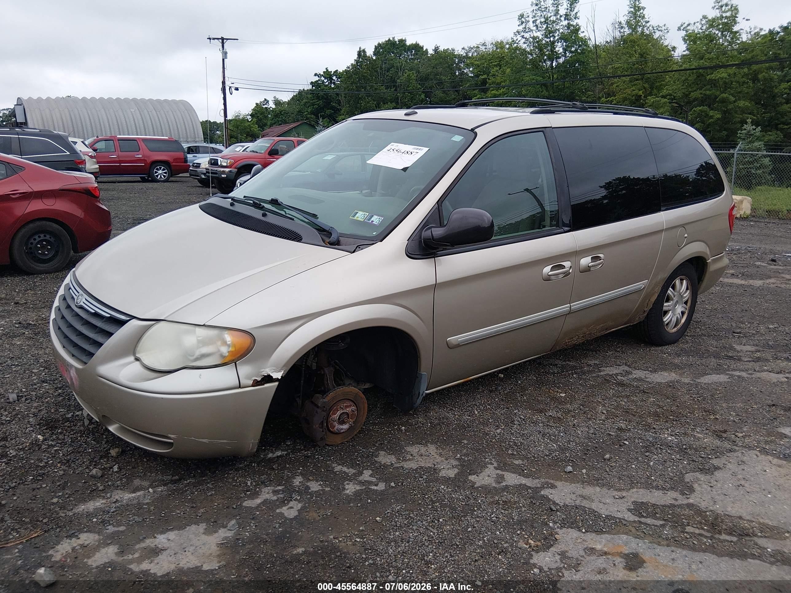 2006 Chrysler Town & Country Touring Бежевый vin: 2A4GP54L86R866758