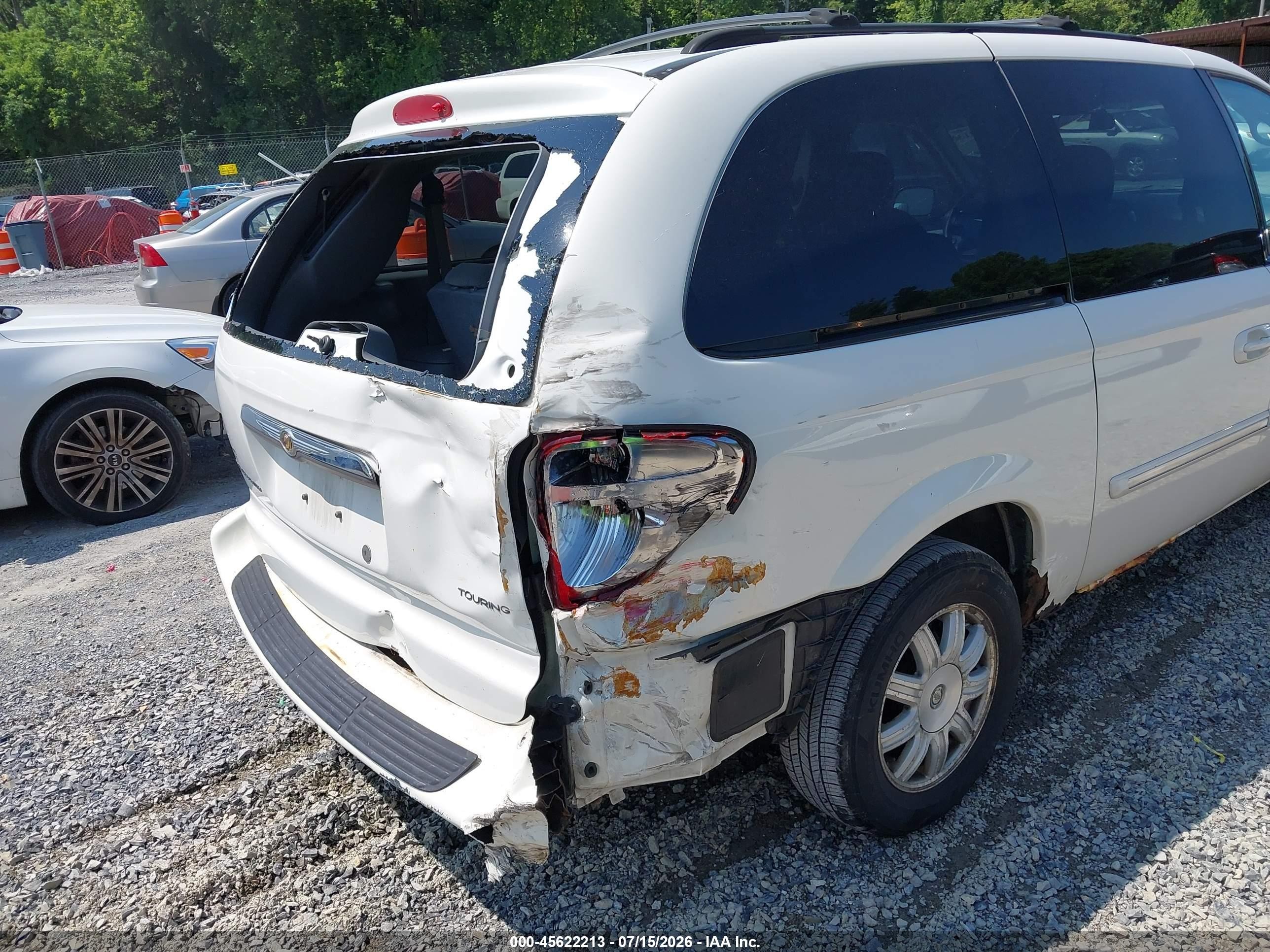 2007 Chrysler Town & Country Touring Белый vin: 2A4GP54L87R145566