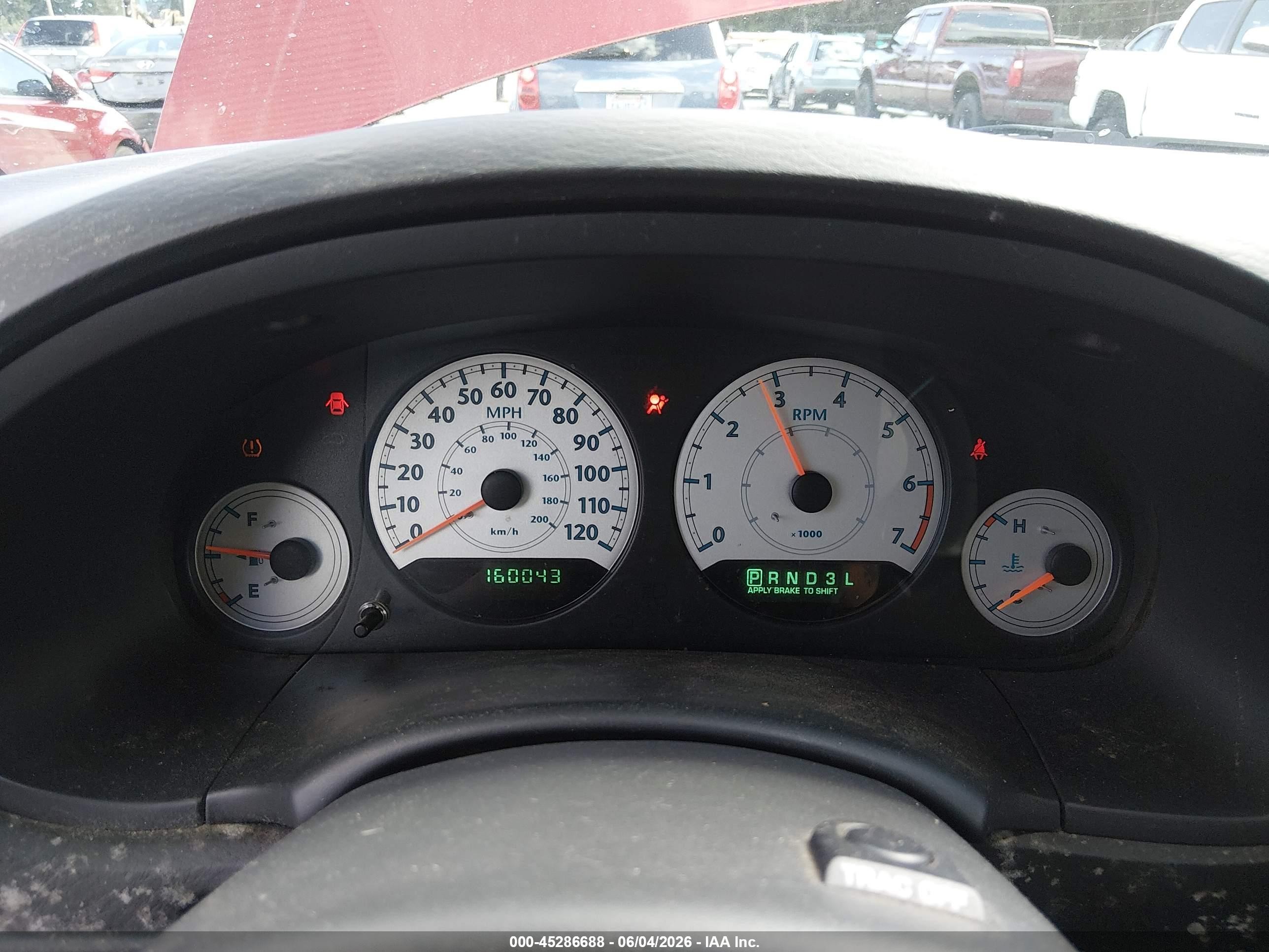 2006 Chrysler Town & Country Touring Red vin: 2A4GP54L96R609835