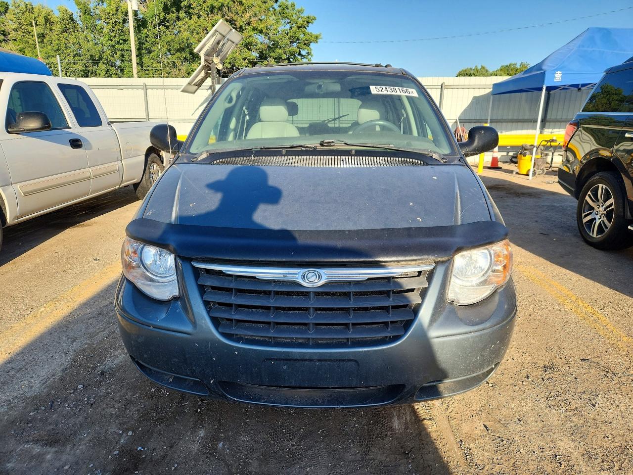2006 Chrysler Town & Country Touring Gray vin: 2A4GP54L96R636341