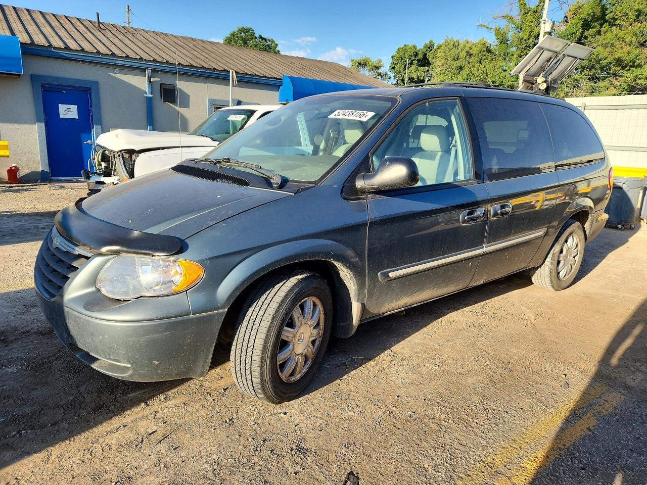 2006 Chrysler Town & Country Touring Gray vin: 2A4GP54L96R636341