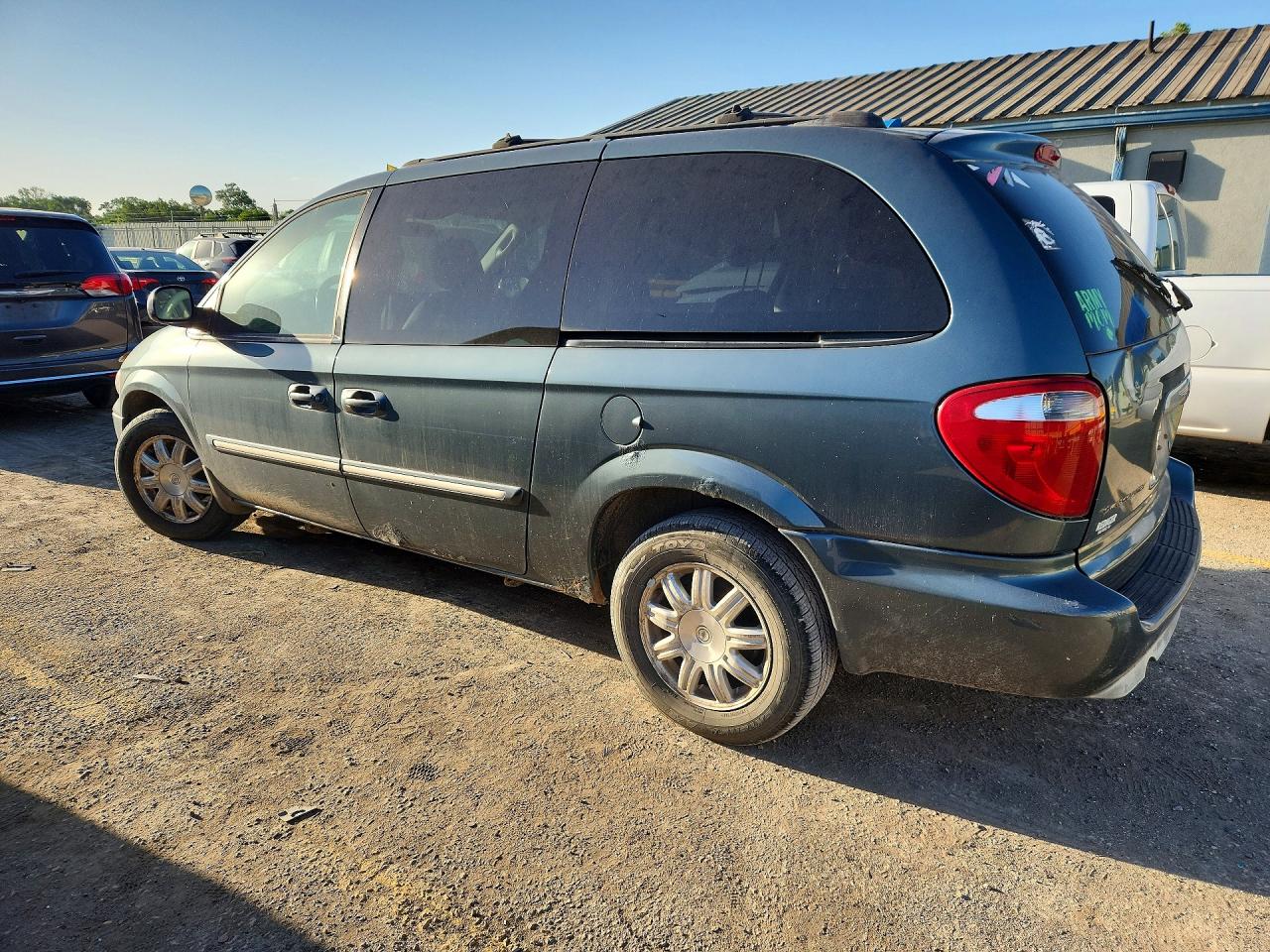 2006 Chrysler Town & Country Touring Gray vin: 2A4GP54L96R636341