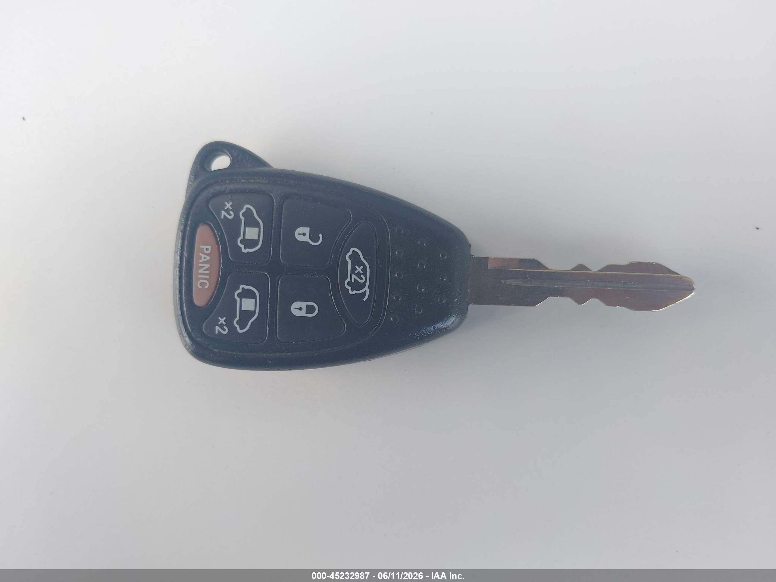 2006 Chrysler Town & Country Touring Серый vin: 2A4GP54LX6R805217