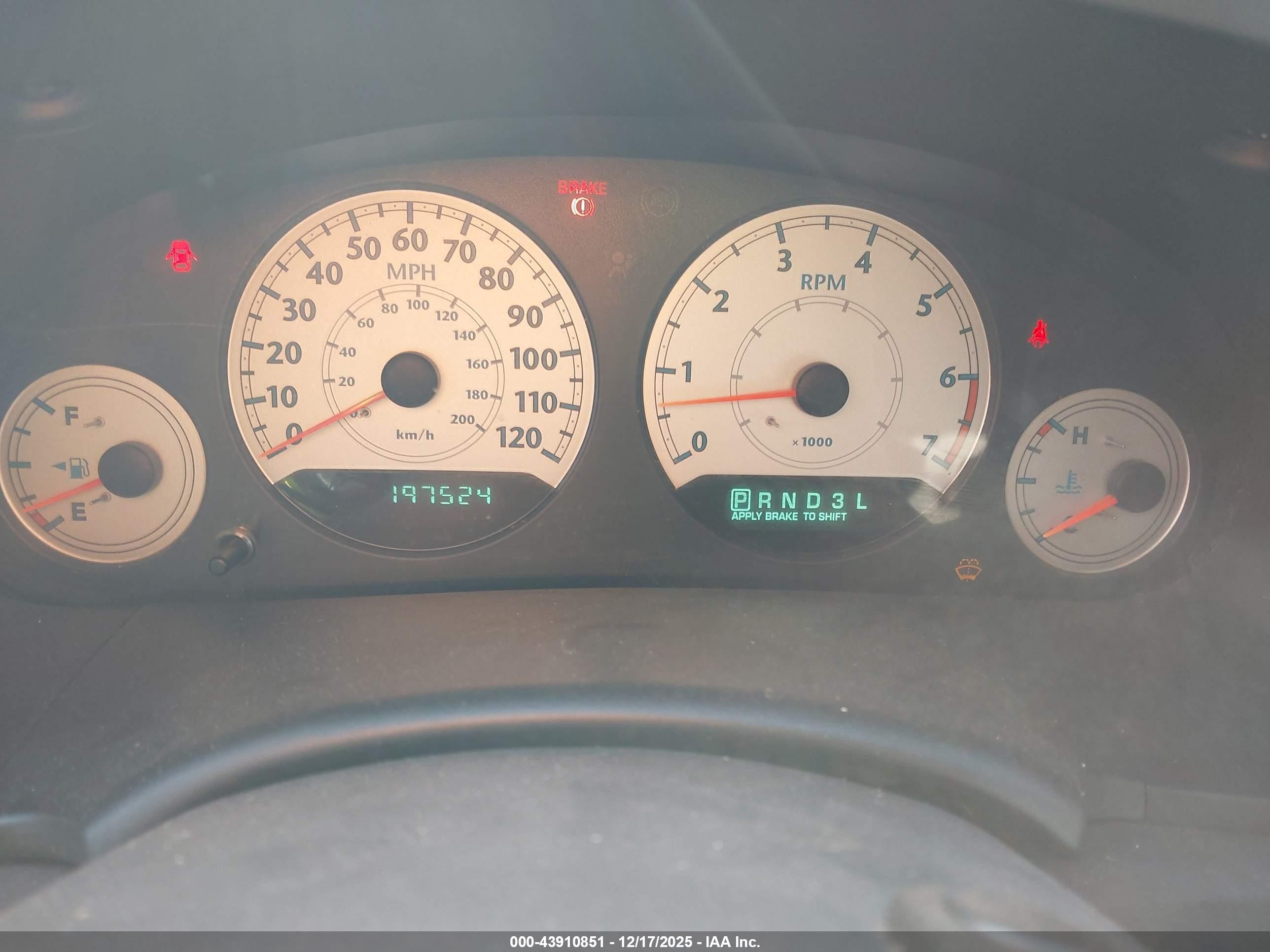 2006 Chrysler Town & Country Touring Light Blue vin: 2A4GP54LX6R919797