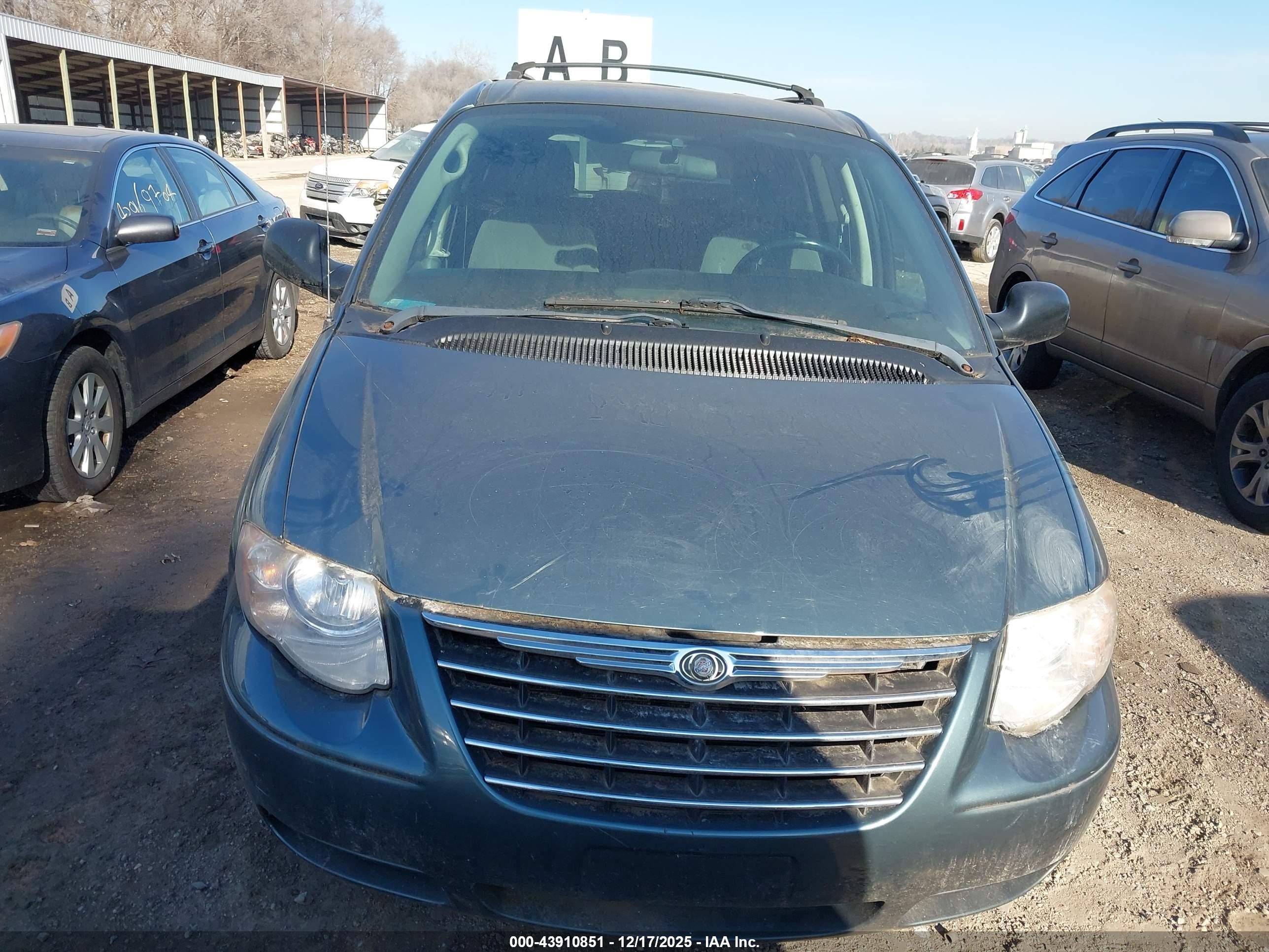 2006 Chrysler Town & Country Touring Light Blue vin: 2A4GP54LX6R919797