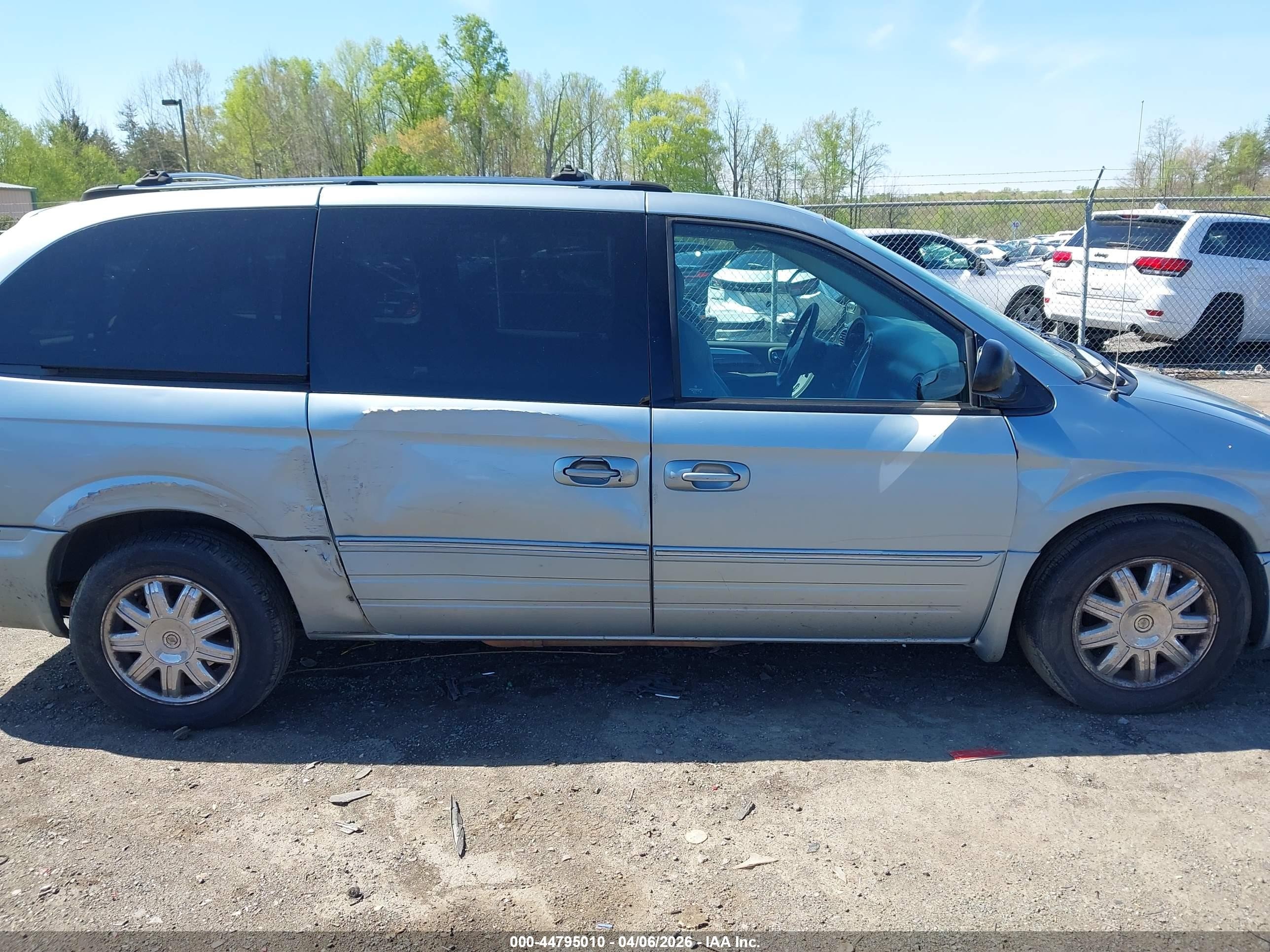2006 Chrysler Town & Country Limited Синий vin: 2A4GP64L16R636937