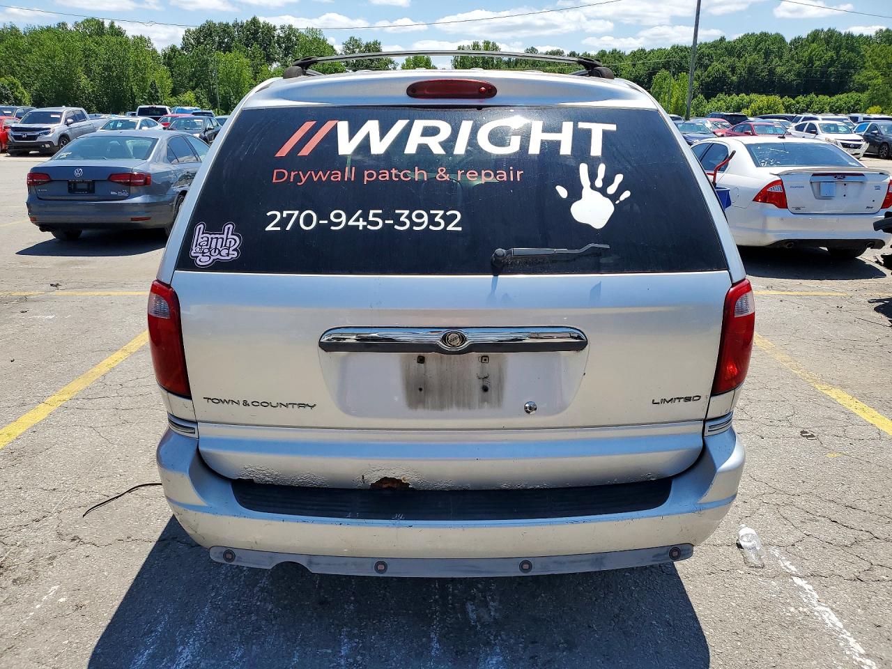 2007 Chrysler Town & Country Limited Silver vin: 2A4GP64LX7R260532