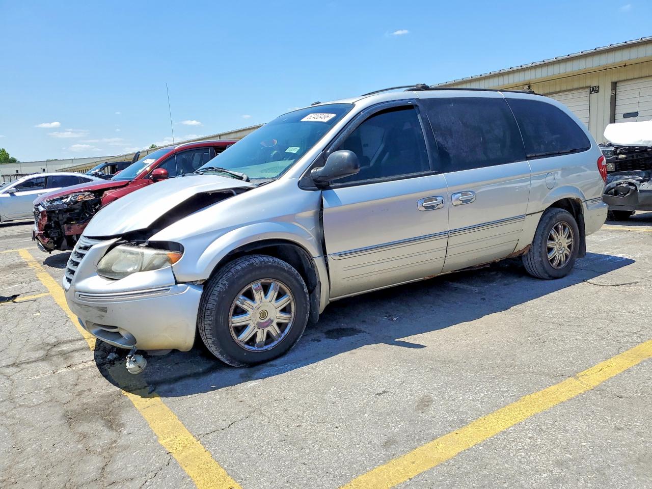 2007 Chrysler Town & Country Limited Silver vin: 2A4GP64LX7R260532
