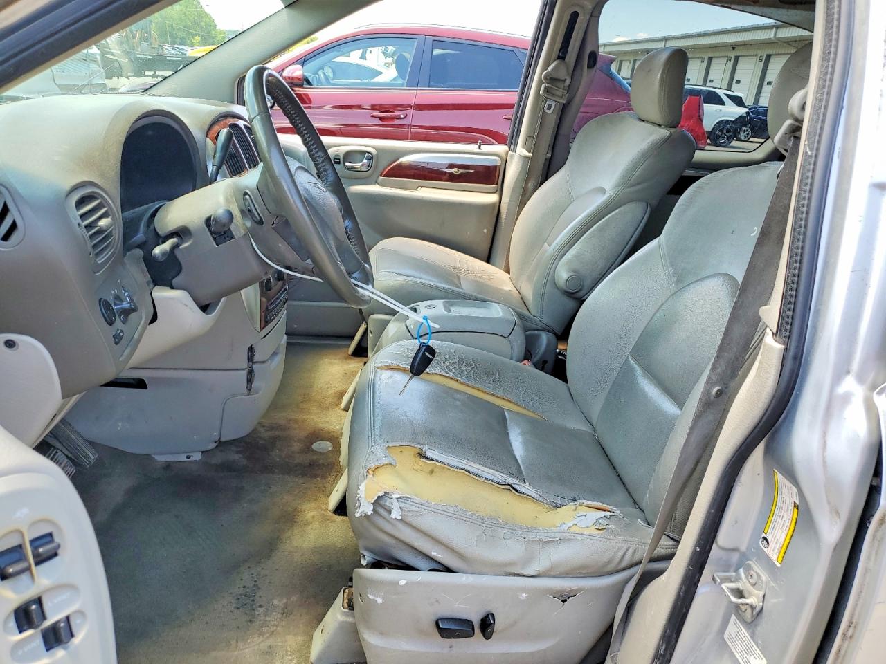 2007 Chrysler Town & Country Limited Silver vin: 2A4GP64LX7R260532