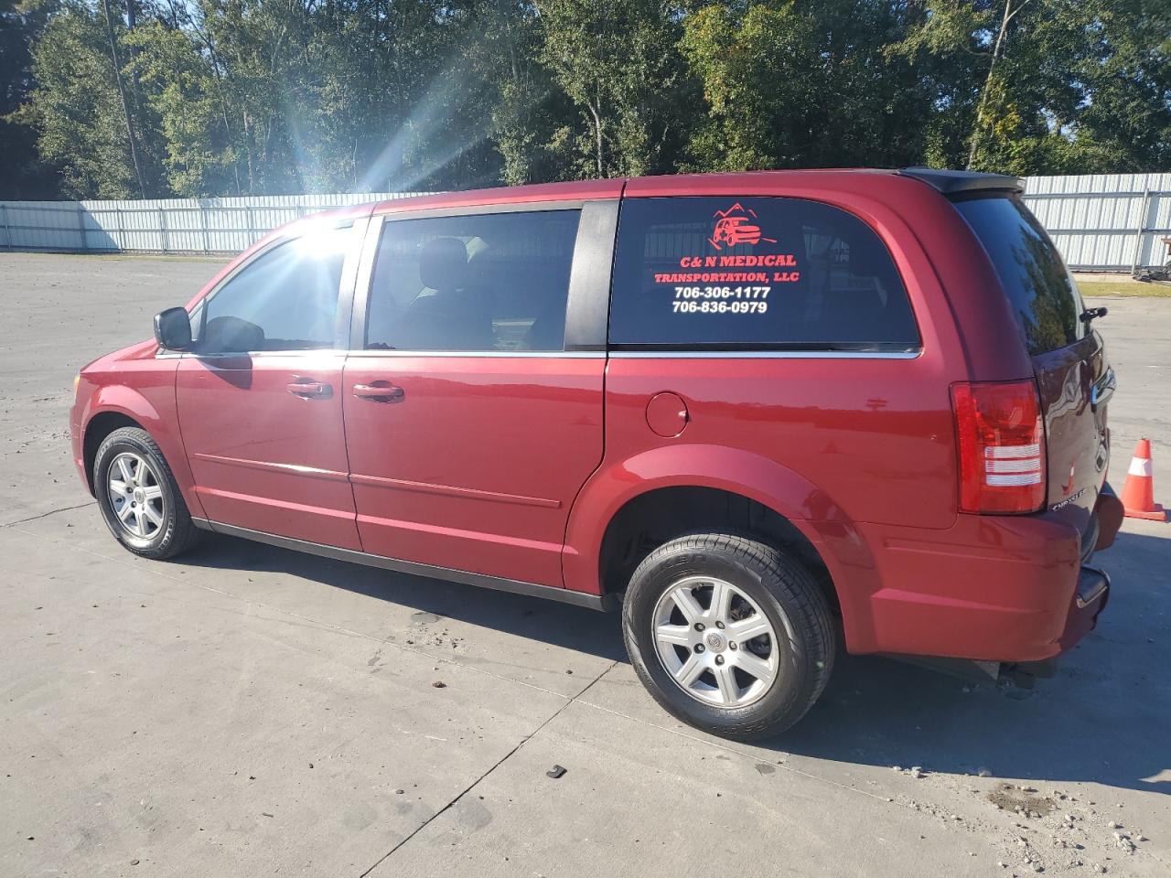 2010 Chrysler Town & Country Lx Бордовый vin: 2A4RR2D10AR330346