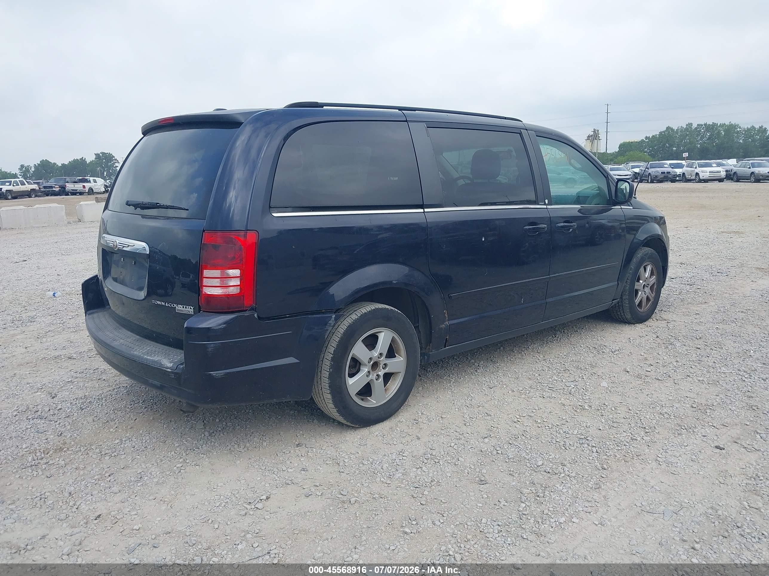 2010 Chrysler Town & Country New Lx Черный vin: 2A4RR2D13AR338389