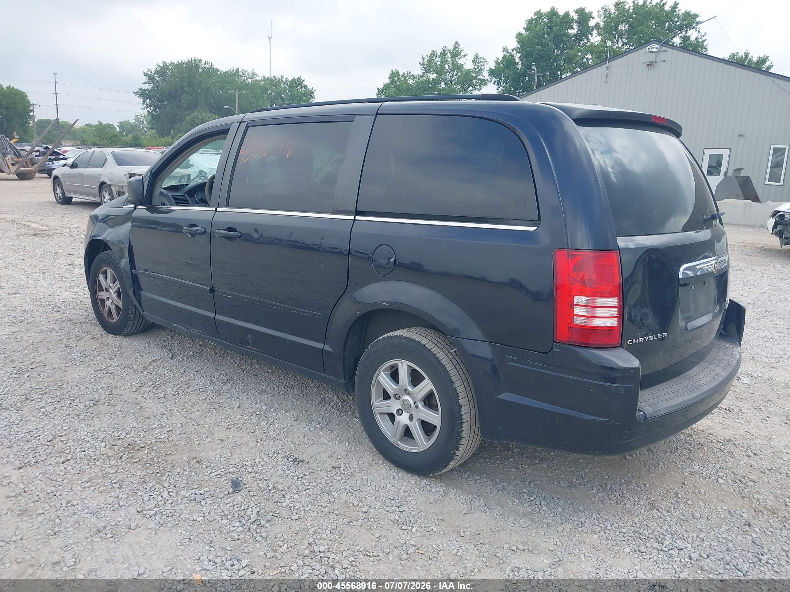 2010 Chrysler Town & Country New Lx Черный vin: 2A4RR2D13AR338389