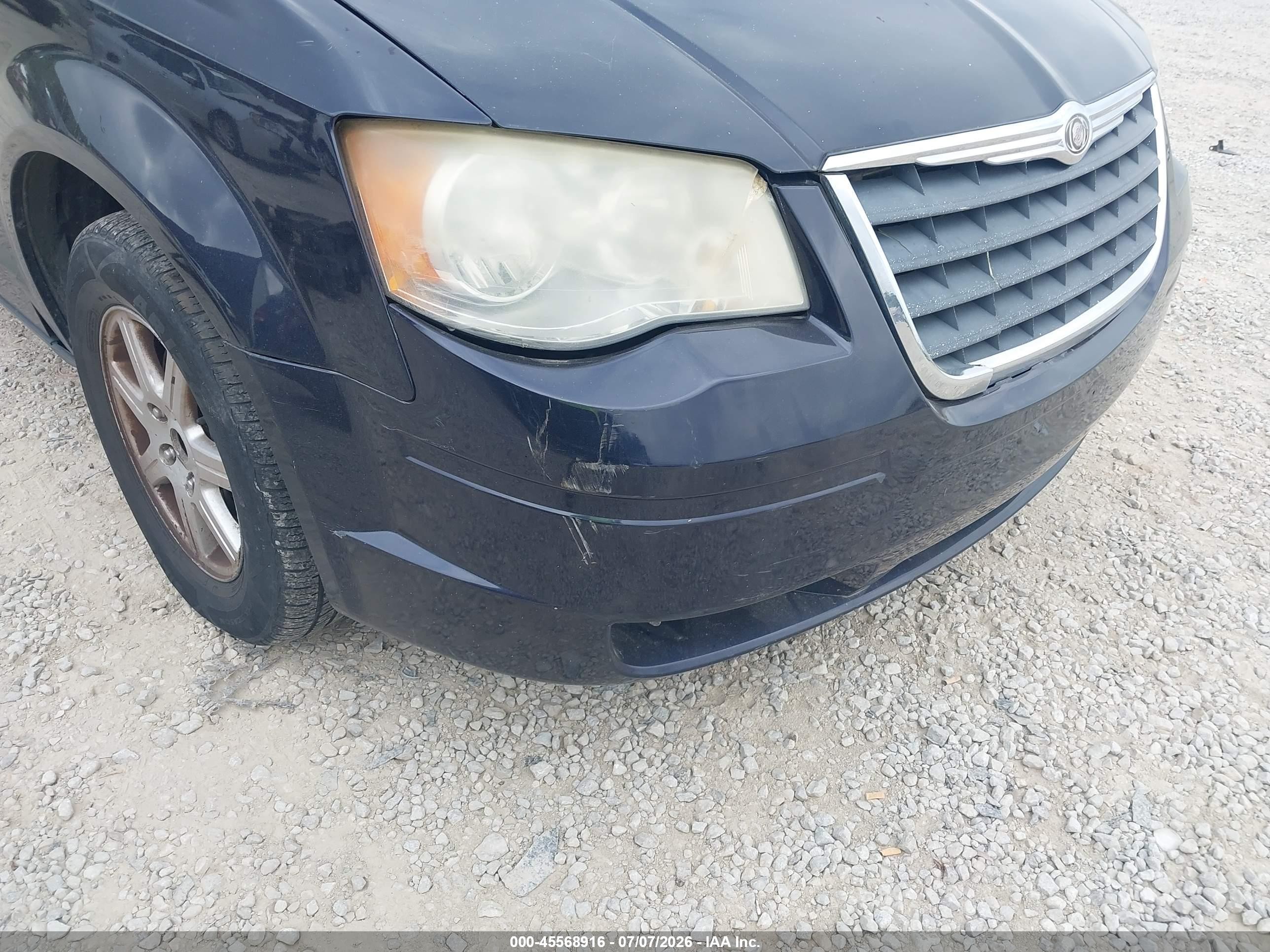 2010 Chrysler Town & Country New Lx Черный vin: 2A4RR2D13AR338389