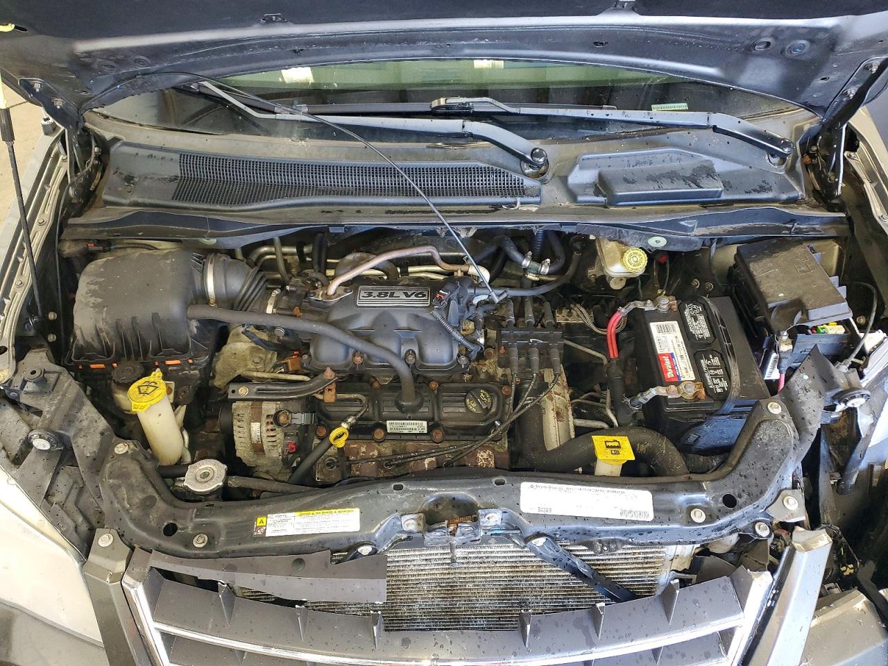 2010 Chrysler Town & Country Lx Green vin: 2A4RR2D13AR442218